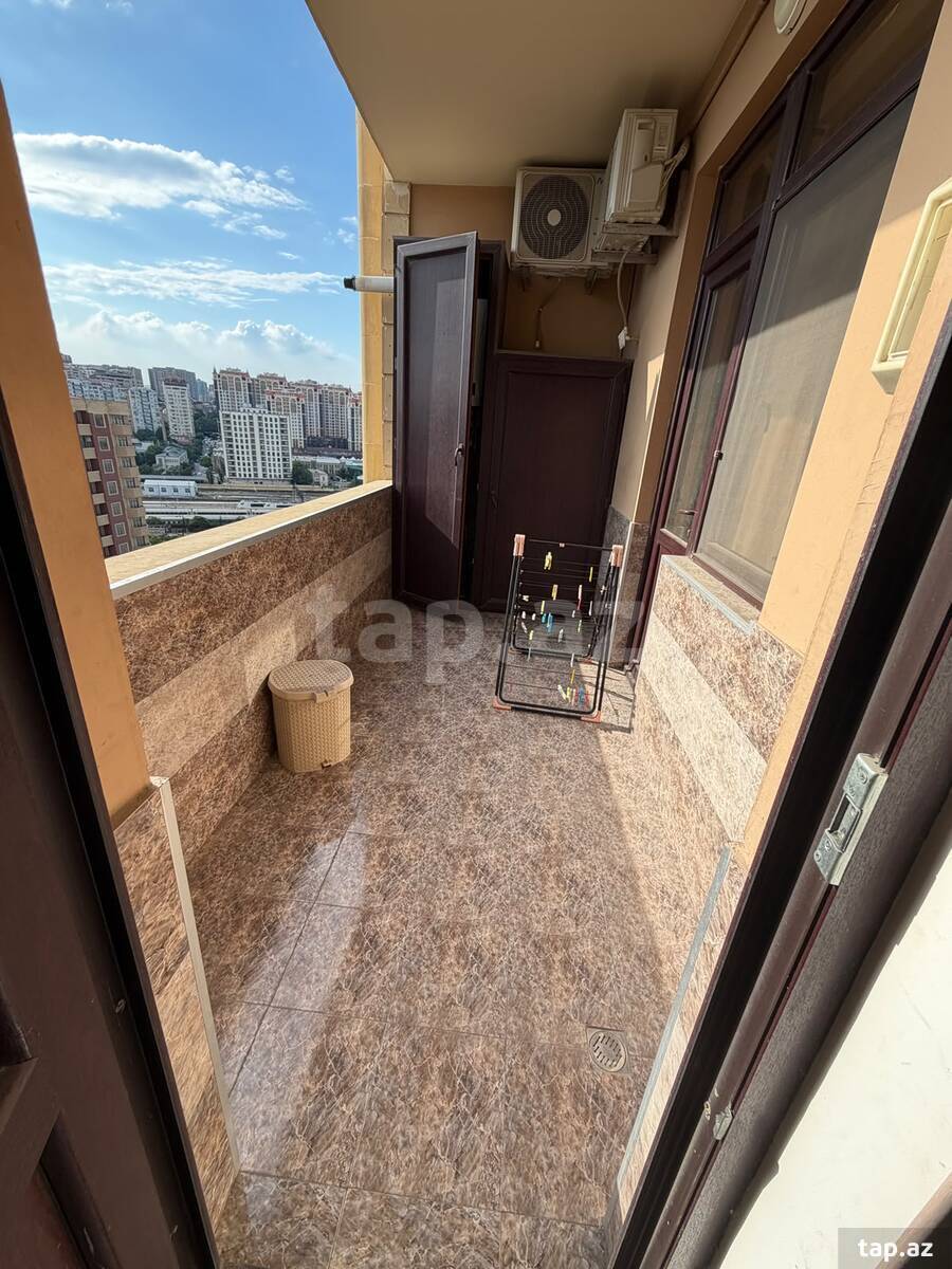 2-otaqlı yeni tikili kirayə verilir, Neftçilər pr., 118 m²