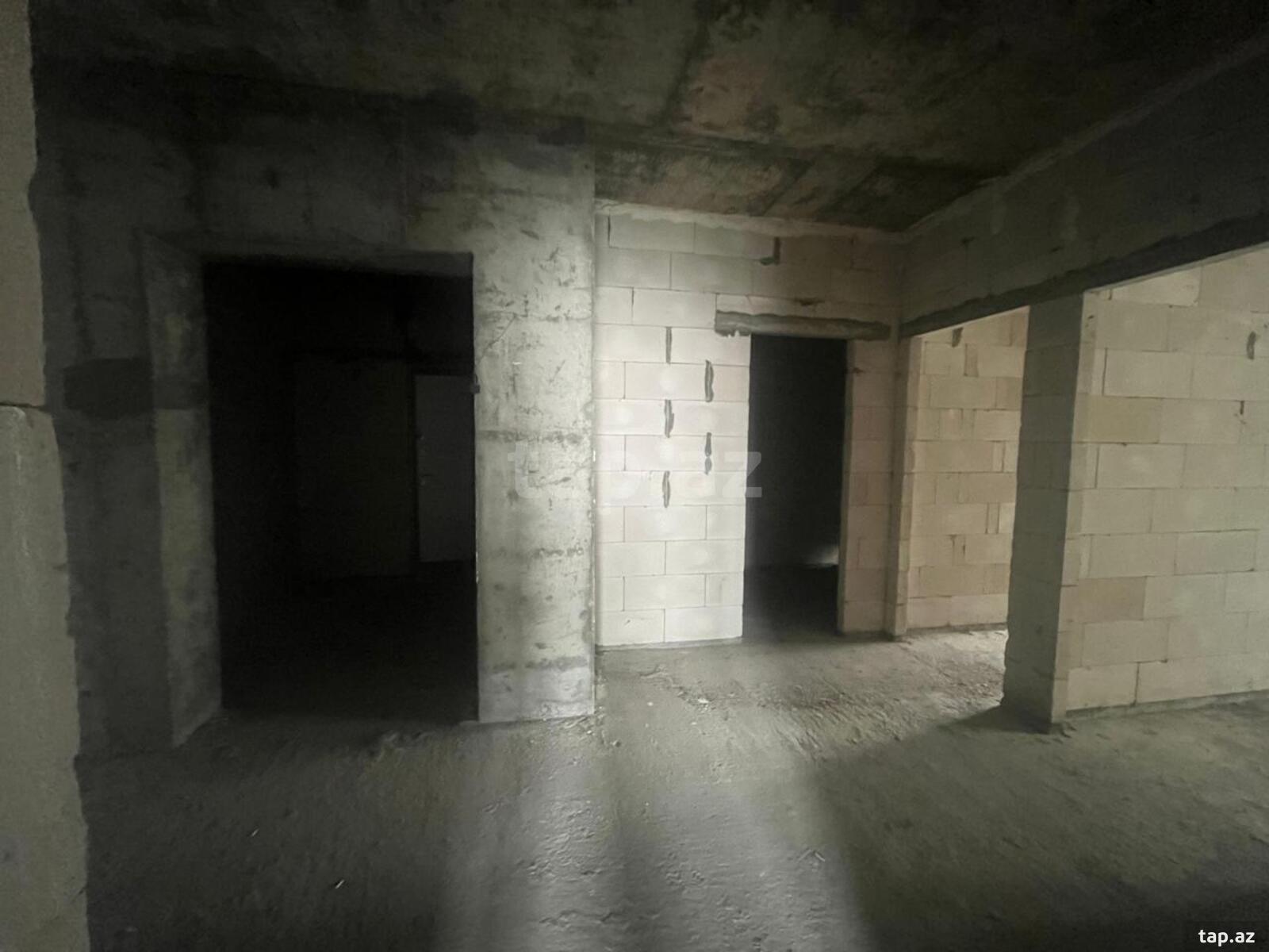 3-otaqlı yeni tikili, Tbilisi pr., 145 m²