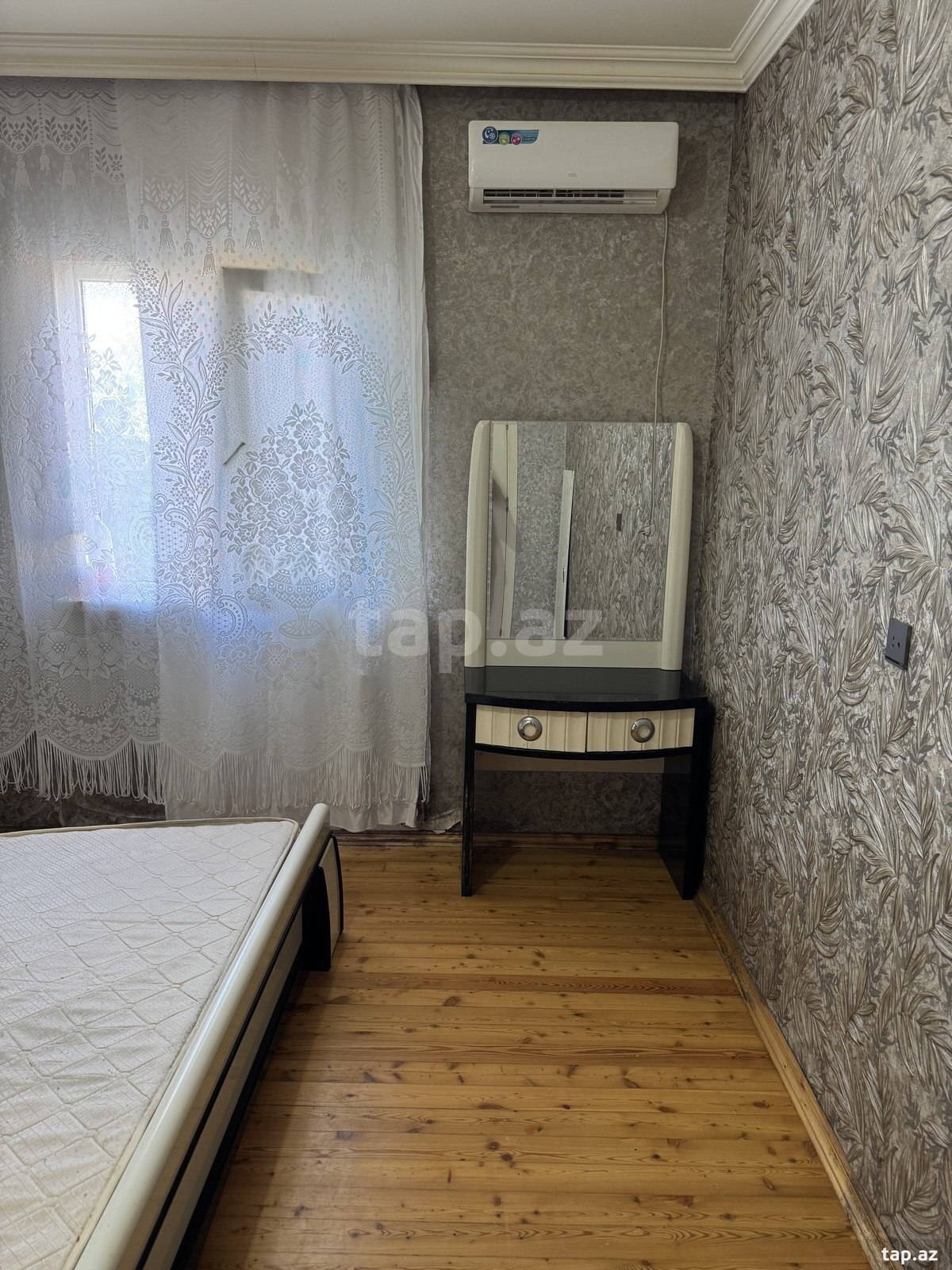 Həyət evi kirayə verilir, Biləcəri qəs.