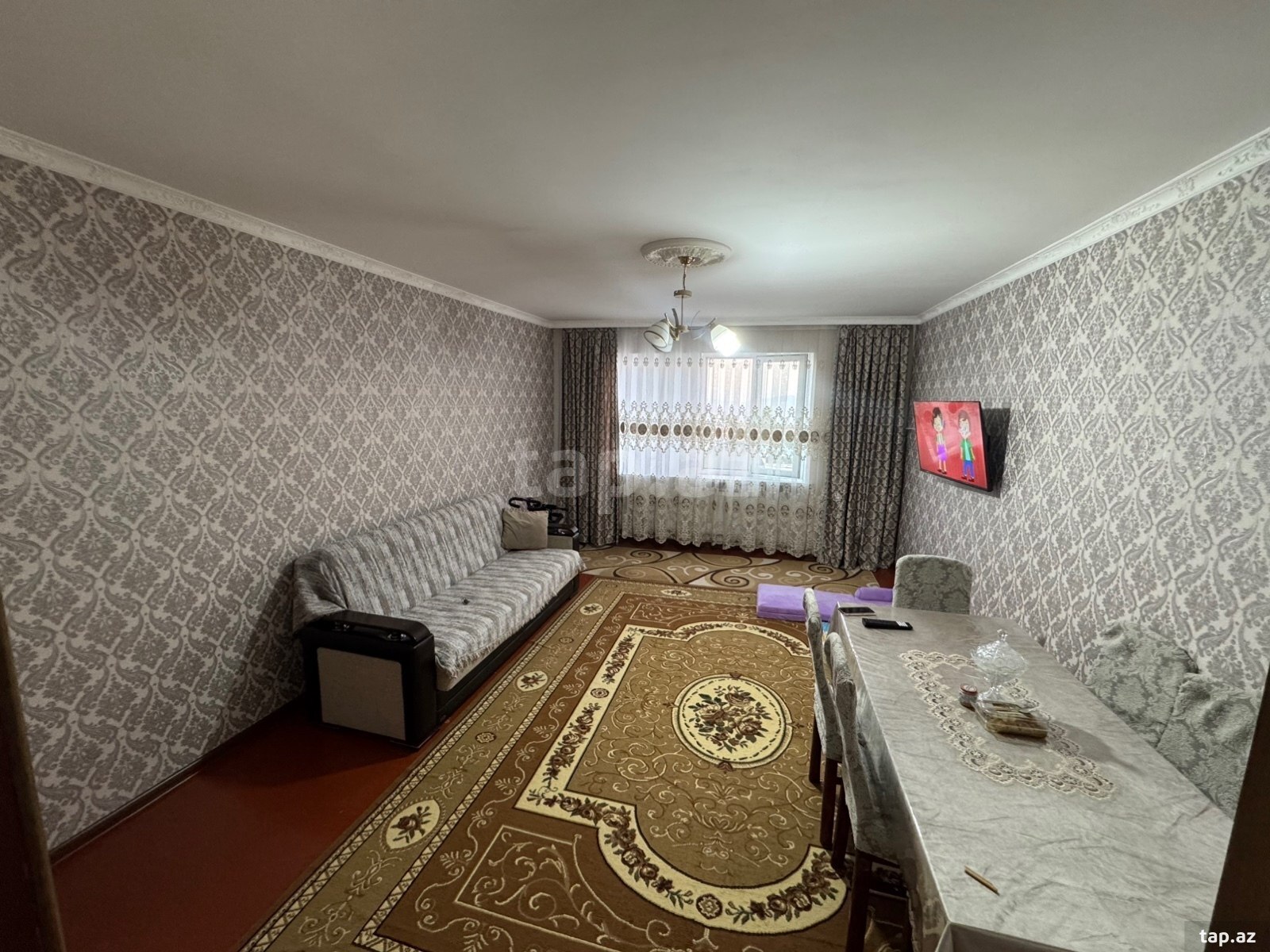 3 otaqlı mənzil satılır, Şəki