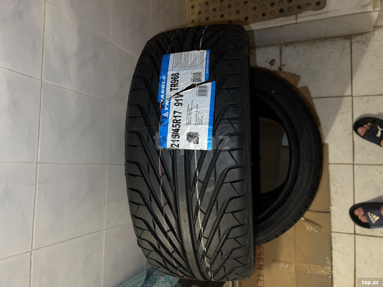 TRIANGLE şinləri 215/45 R17