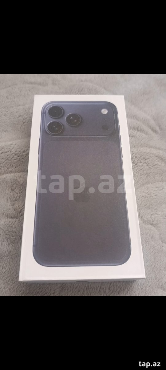 Apple iPhone 17 Pro Deep Blue 256GB/12GB