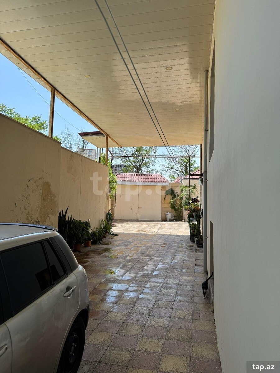 Həyət evi, İlham Hacıyev küç.
