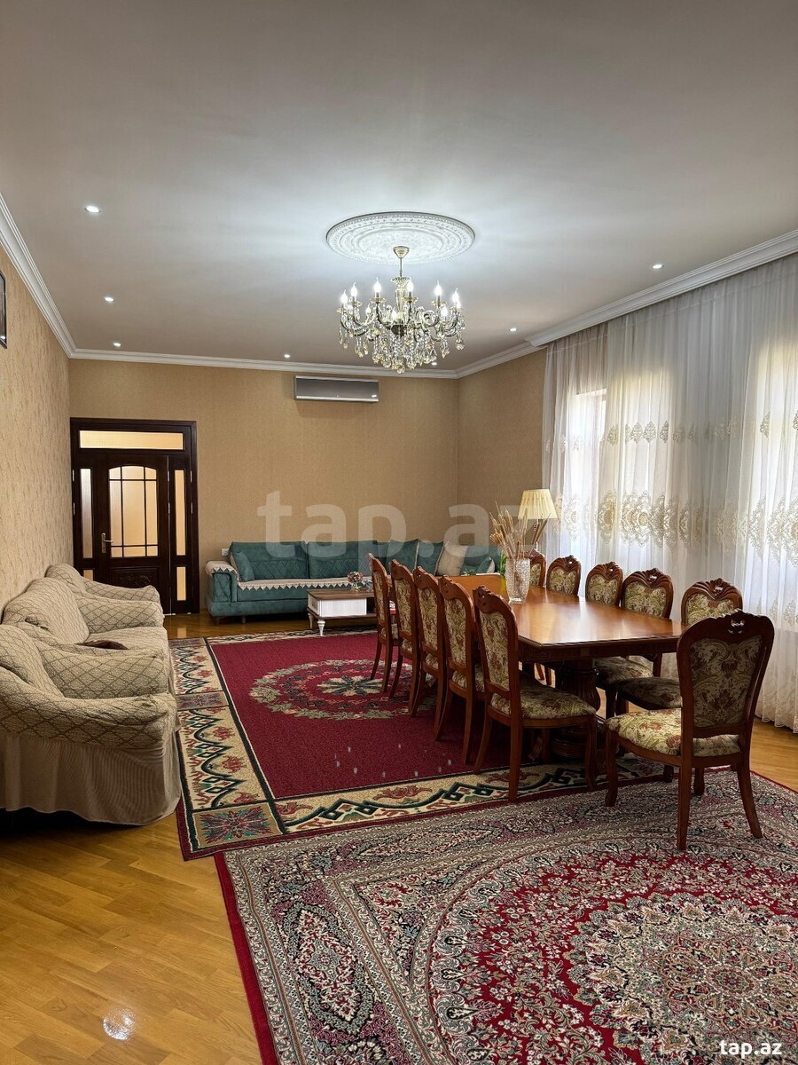 Həyət evi, İlham Hacıyev küç.