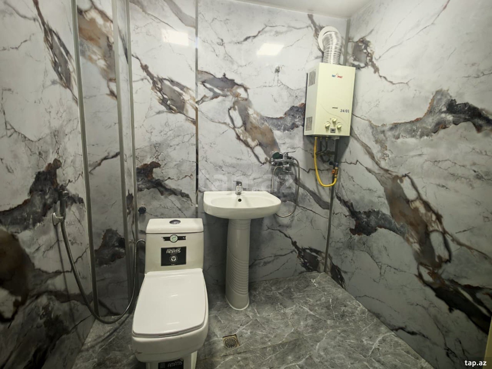 3-otaqlı mənzil, A.Abbasov küç., 60 m²