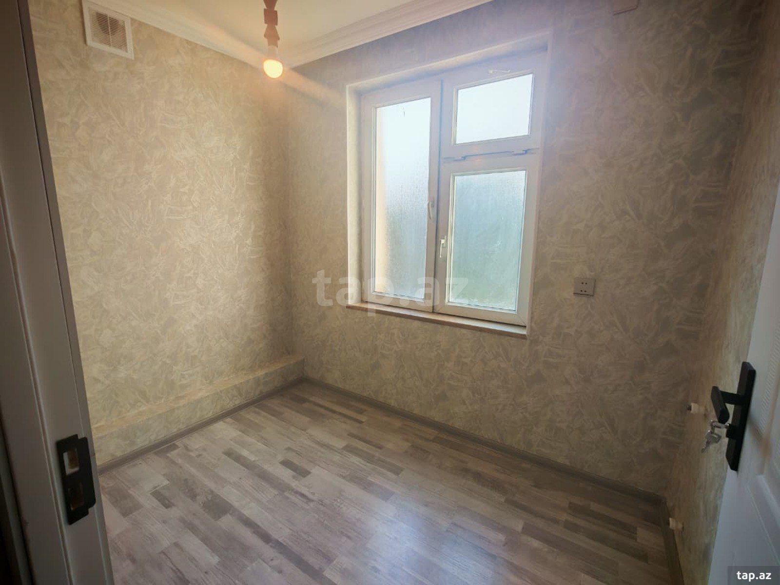 3-otaqlı mənzil, A.Abbasov küç., 60 m²