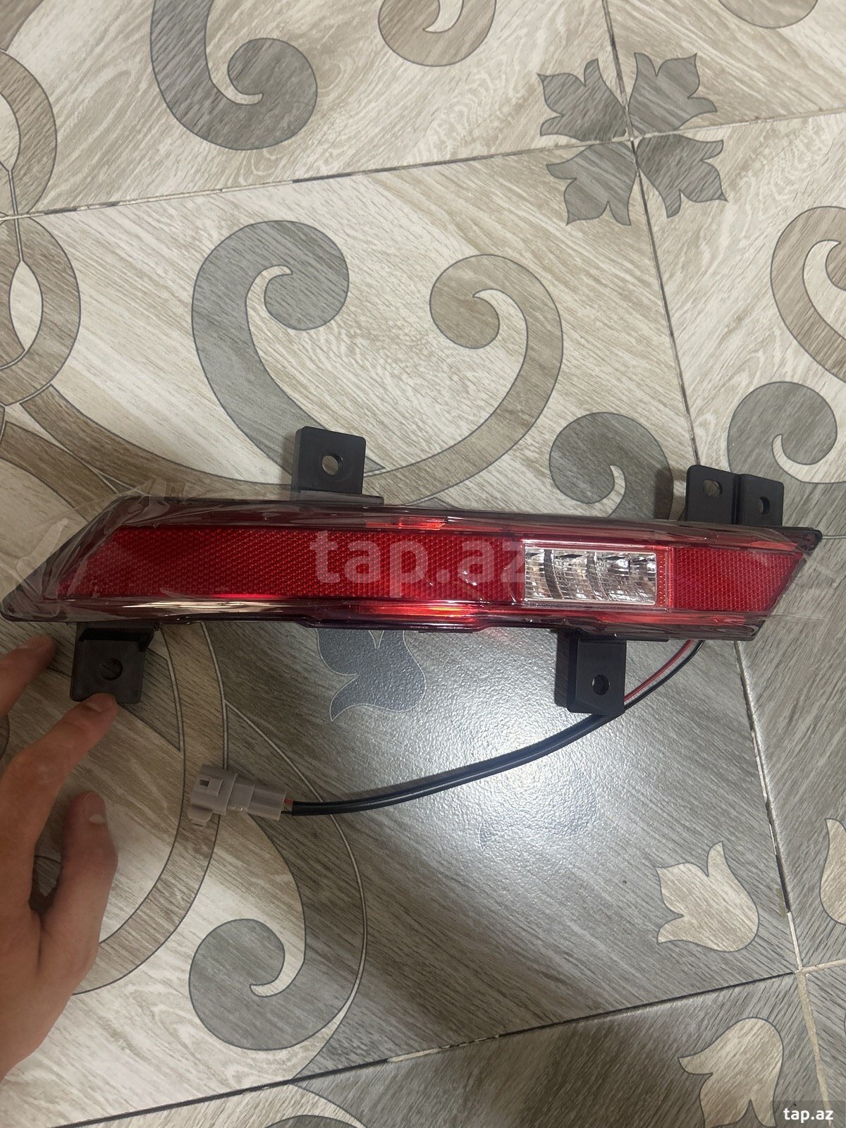 BYD arxa əksetricisi