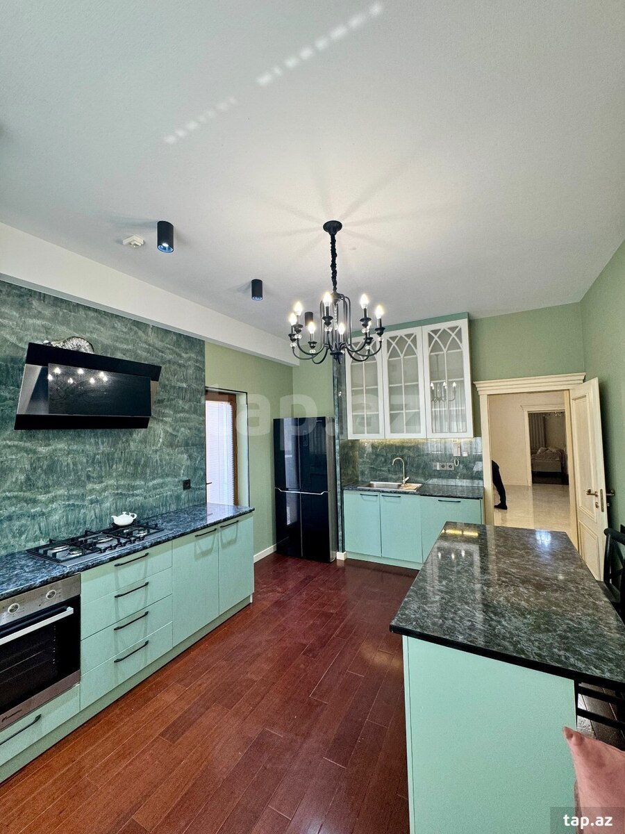 4-otaqlı yeni tikili kirayə verilir, Bakıxanov qəs., 137 m²