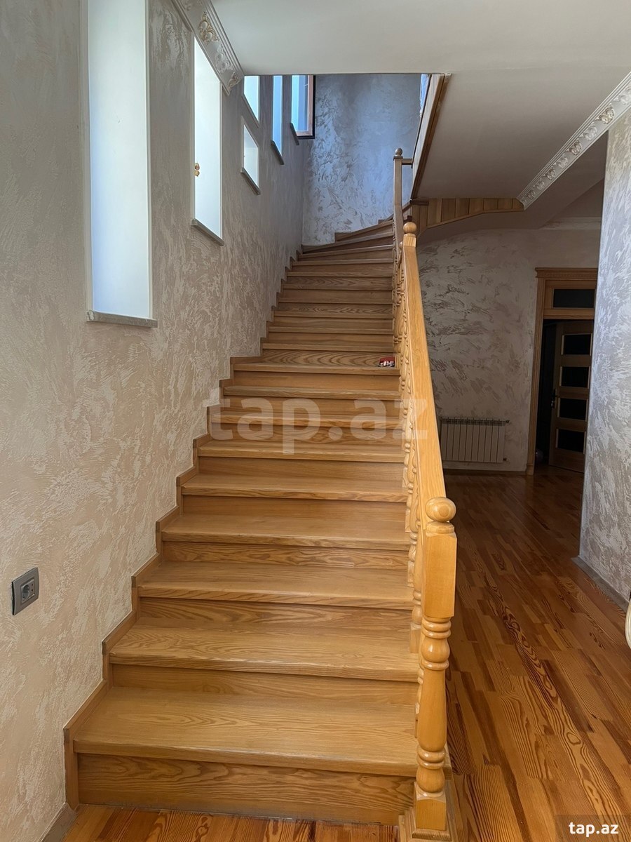 6-room private house for sale, Baku
