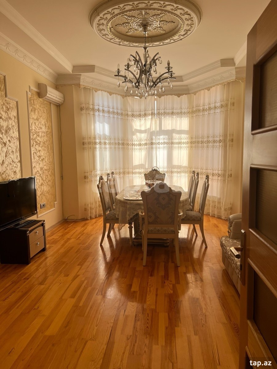 6-room private house for sale, Baku