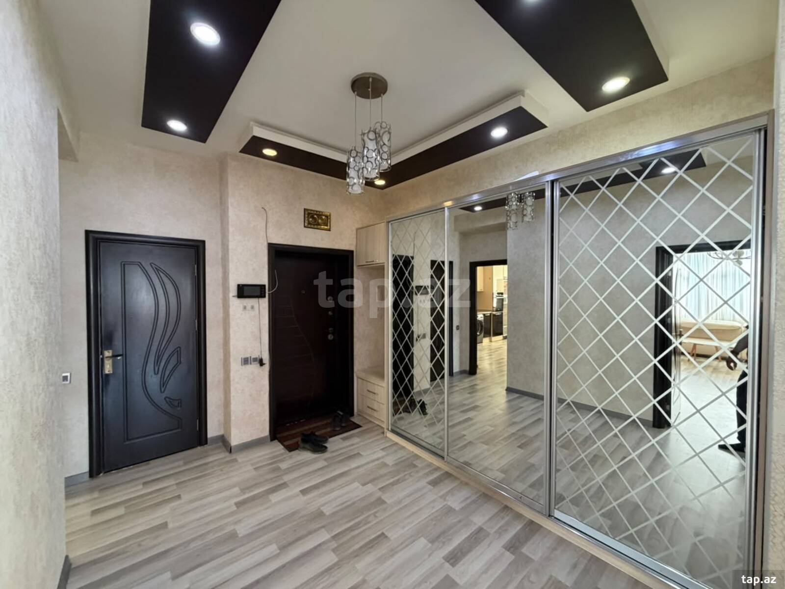 3-otaqlı yeni tikili kirayə verilir, Rövşən Cəfərov küç., 140 m²
