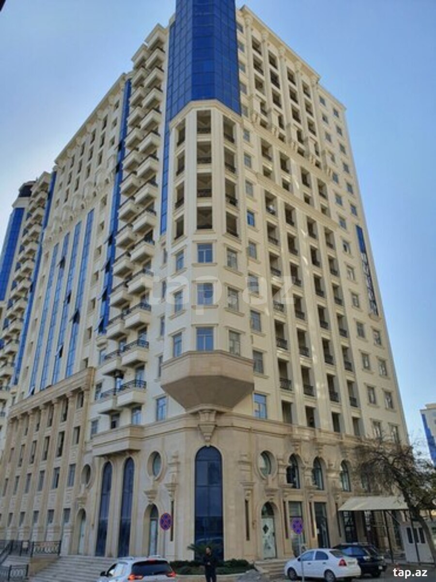 4-otaqlı yeni tikili, 28 May m., 242 m²
