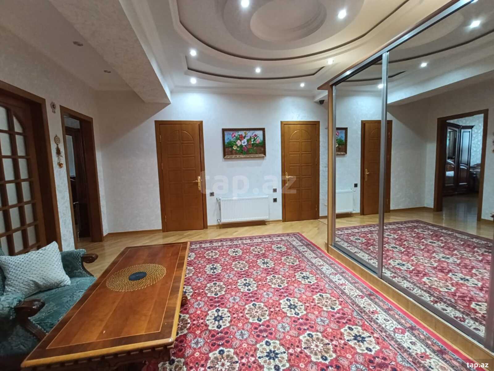 4-otaqlı yeni tikili, Mirəli Seyidov küç., 146 m²