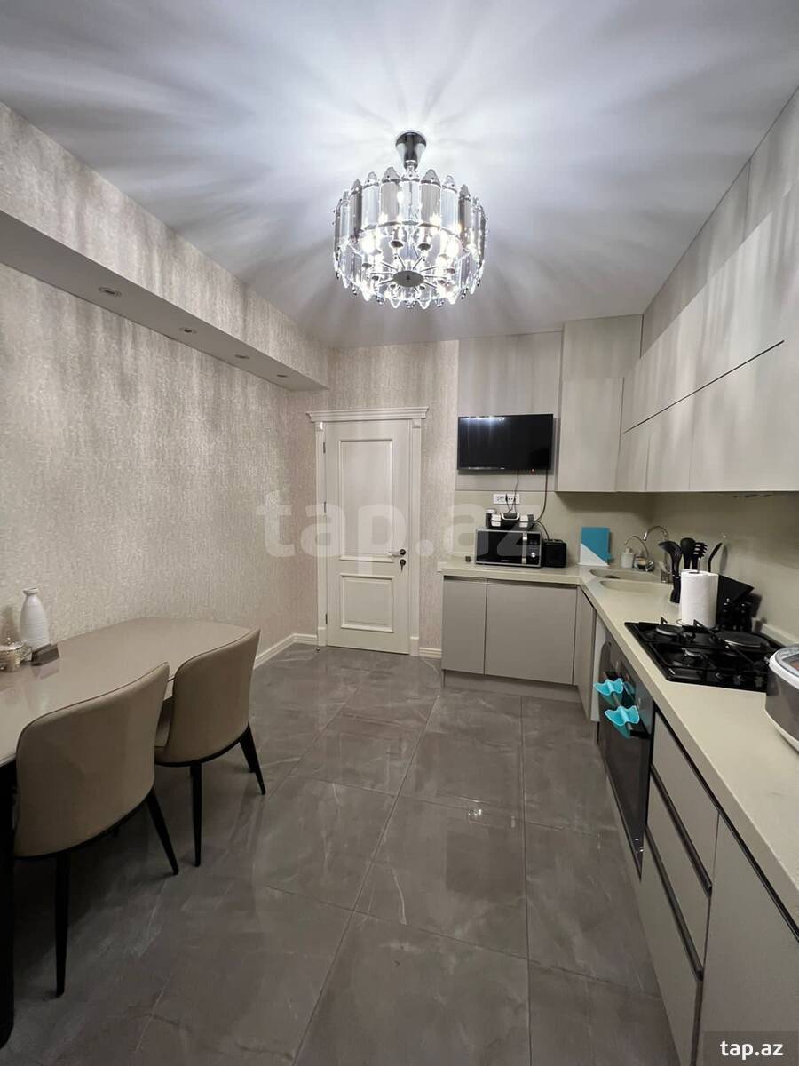 3-otaqlı yeni tikili, Həzi Aslanov m., 147 m²