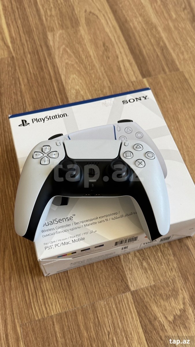 Sony PlayStation DualSense controller
