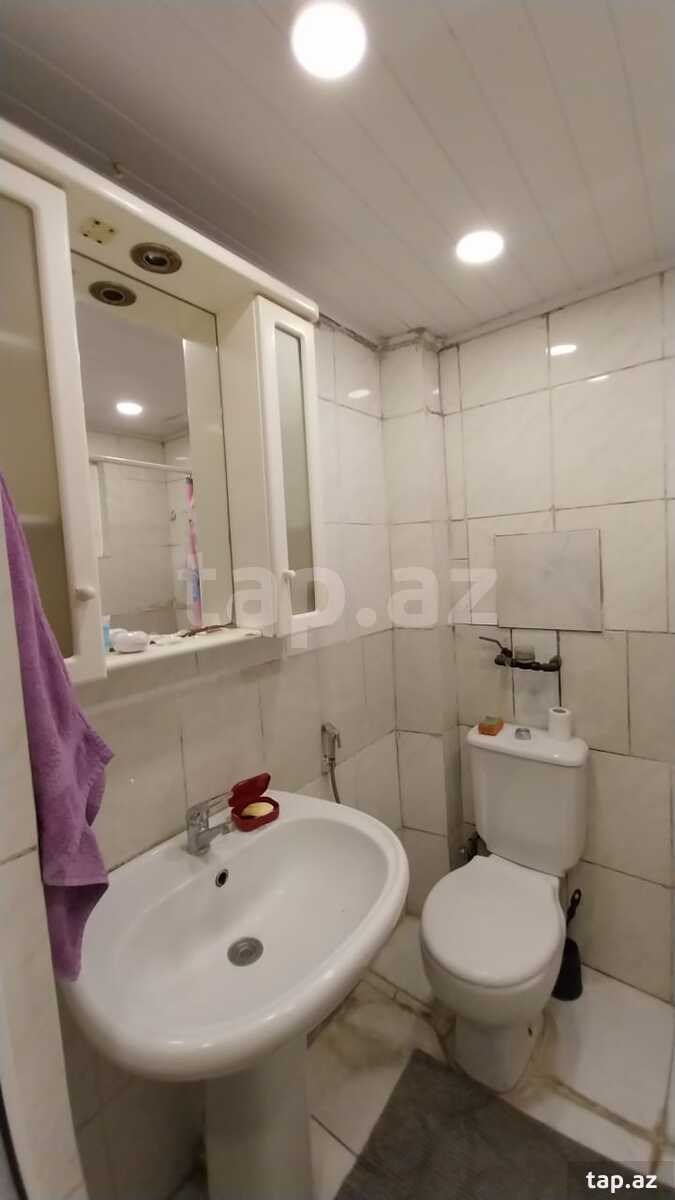 3-otaqlı mənzil, Elmlər Akademiyası m., 75 m²