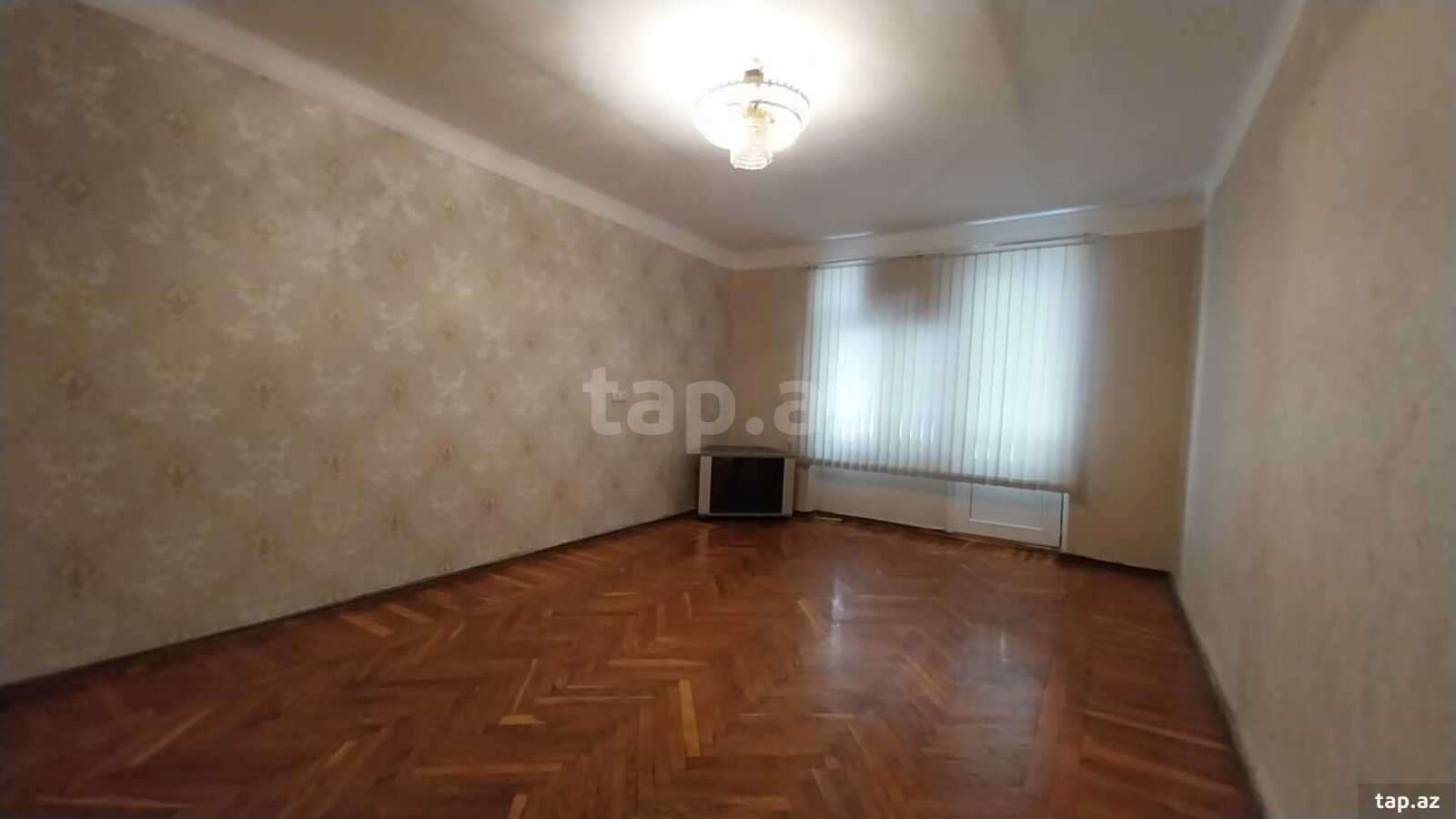 3-otaqlı mənzil, Elmlər Akademiyası m., 75 m²