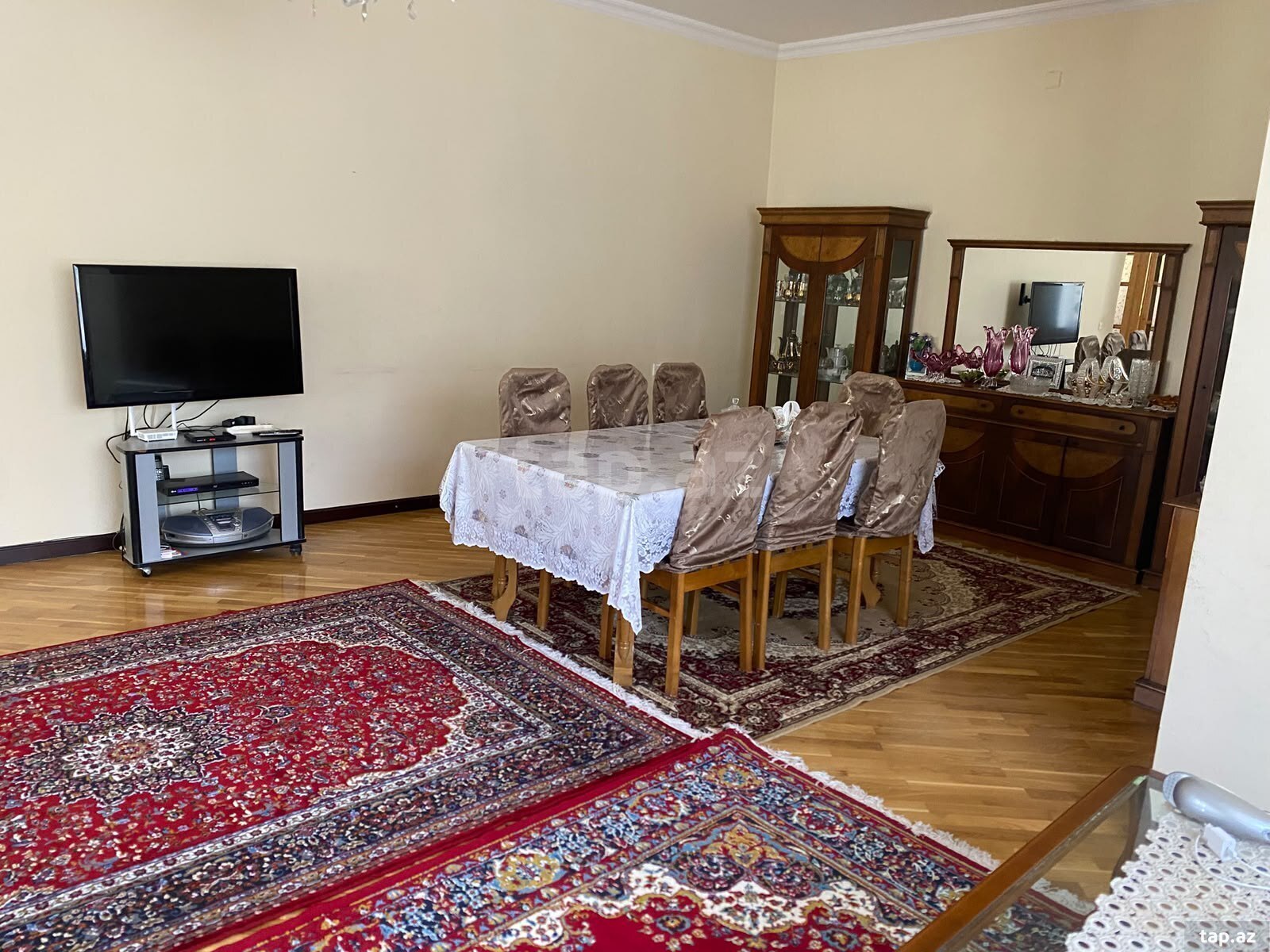 11 otaqlı bağ evi satılır, Bakı