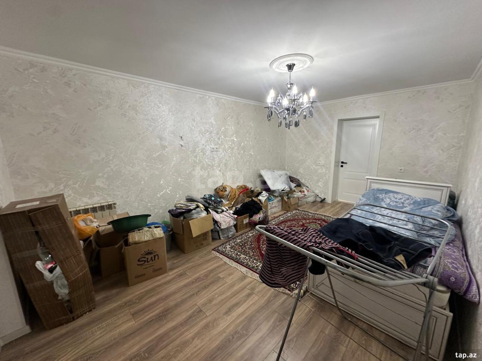 3-otaqlı mənzil, İnşaatçılar m., 65 m²