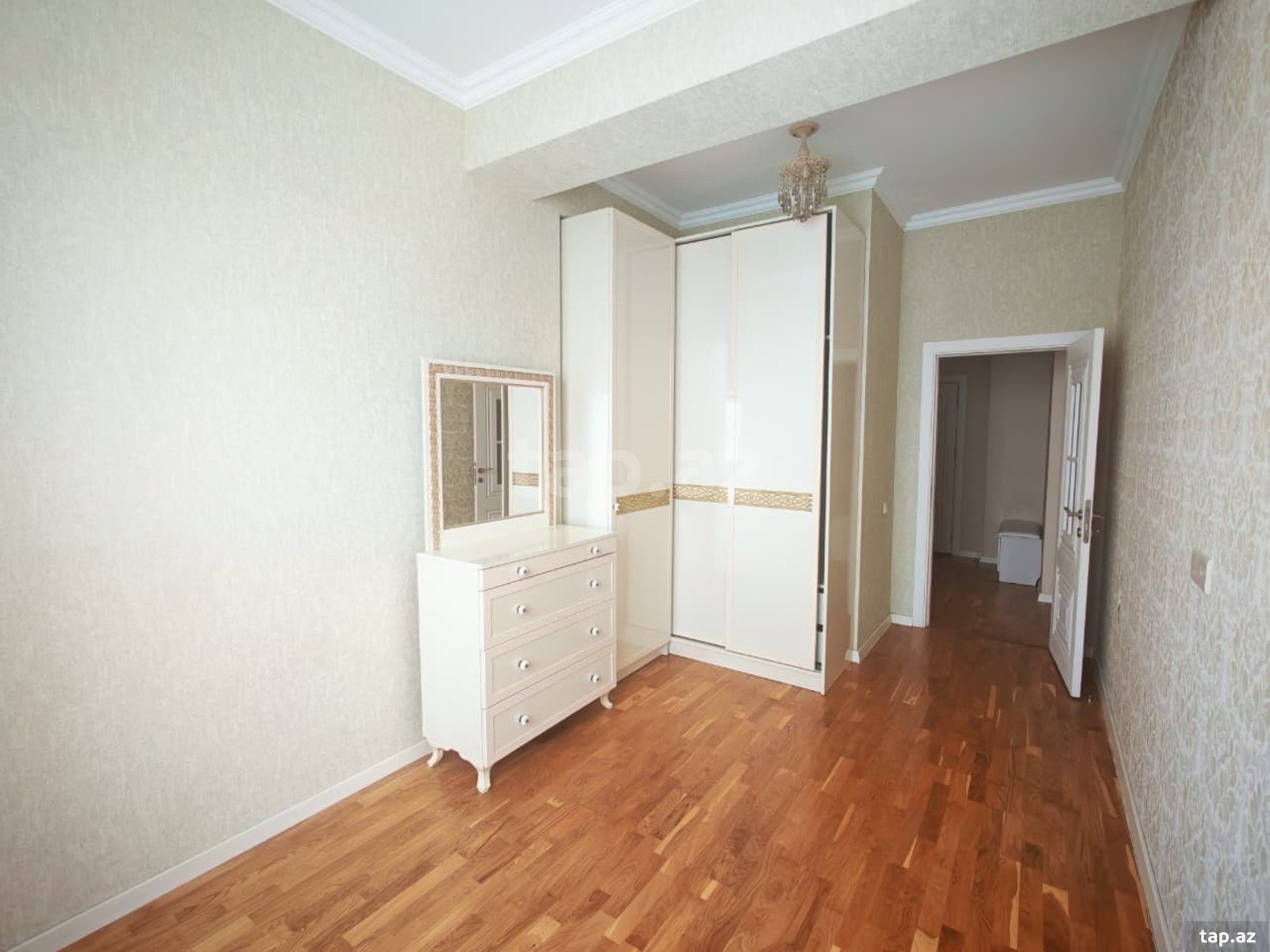 3-otaqlı yeni tikili, İnşaatçılar m., 75 m²