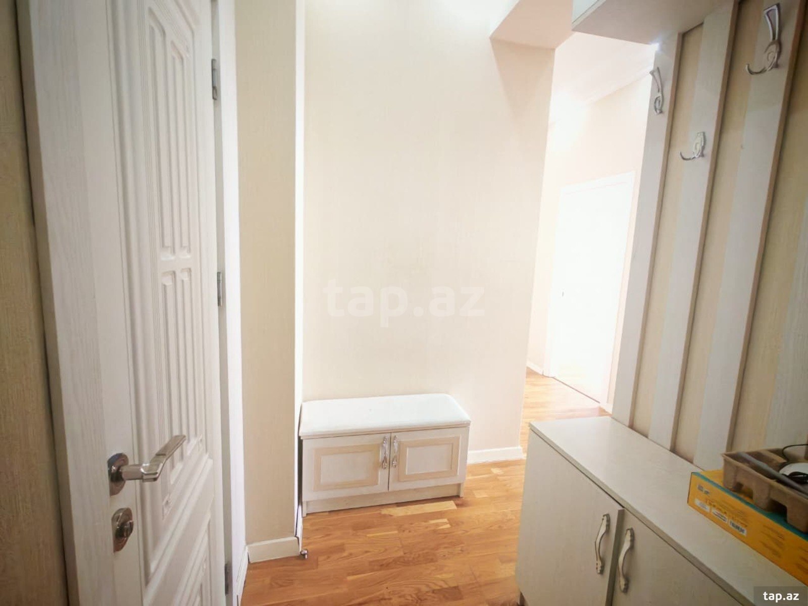 3-otaqlı yeni tikili, İnşaatçılar m., 75 m²