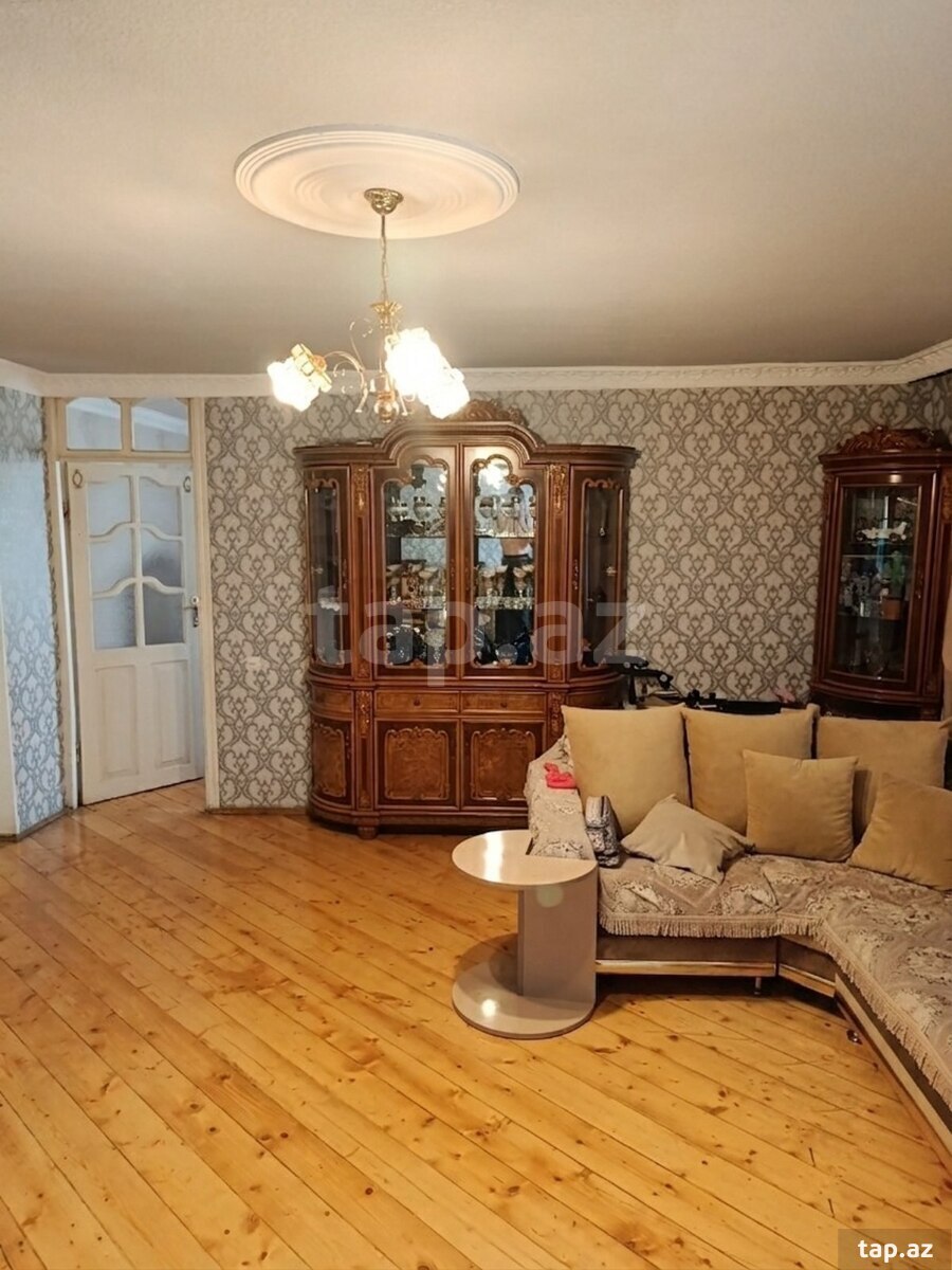 4-otaqlı mənzil, Gəncə ş., 30 m²