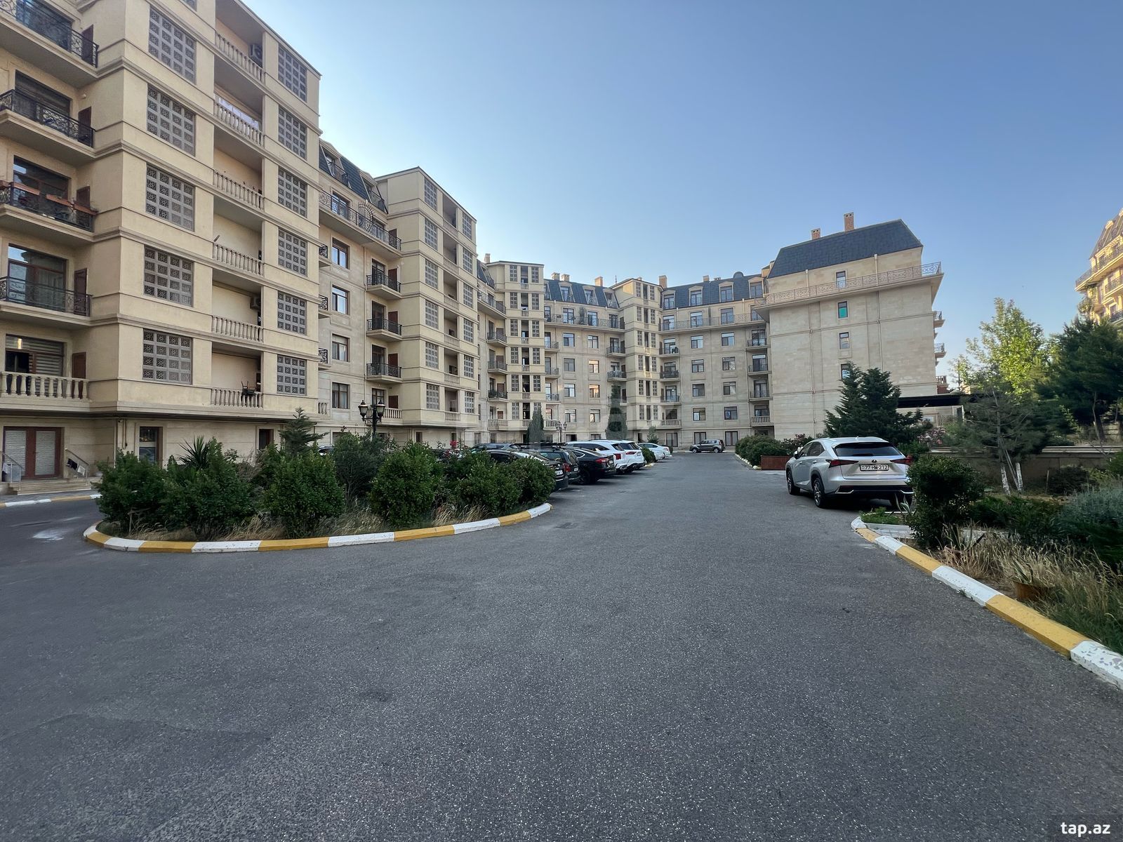 2-otaqlı yeni tikili, Xətai r., 94 m²