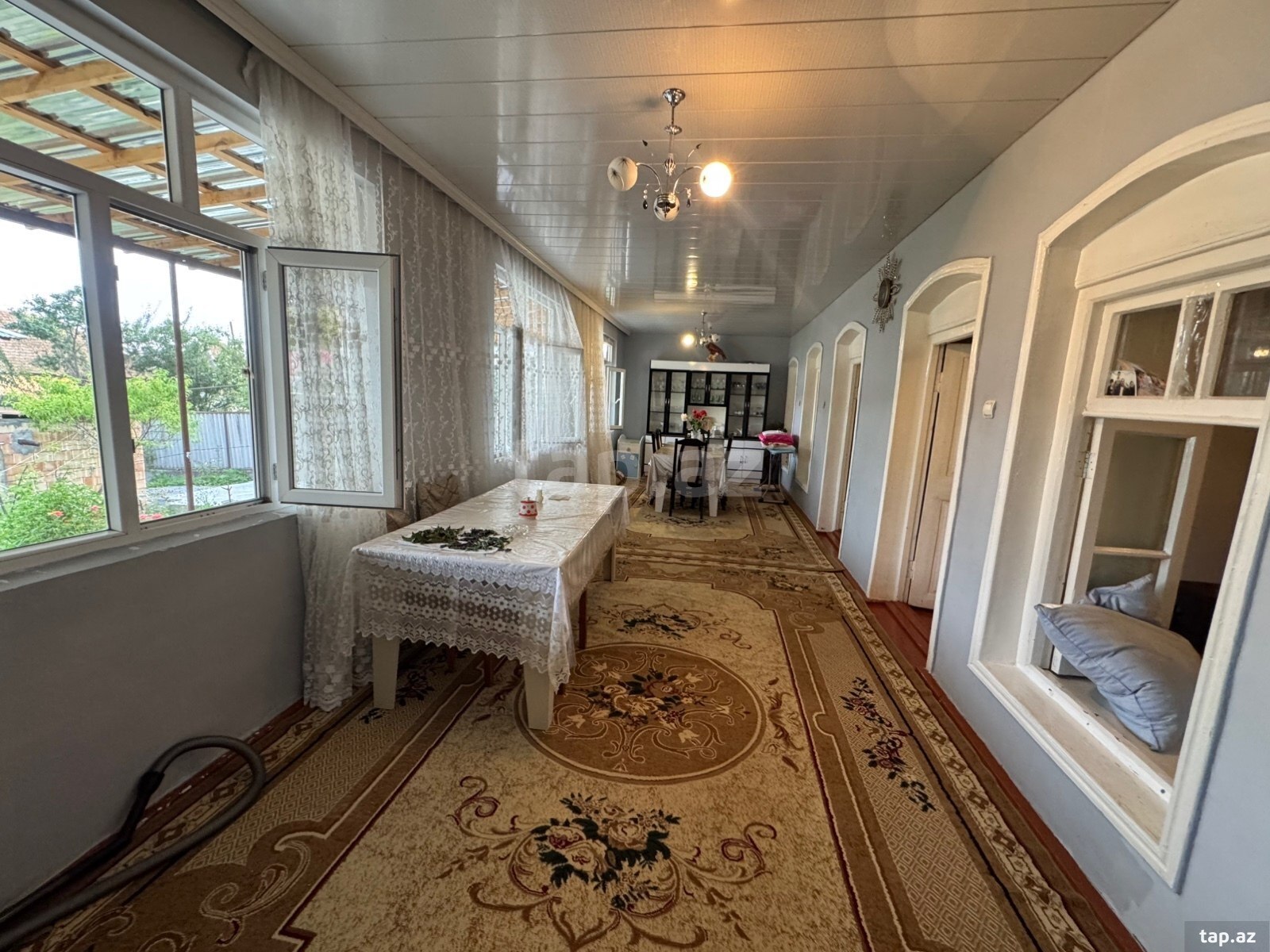 4 otaqlı həyət evi satılır, Şəki