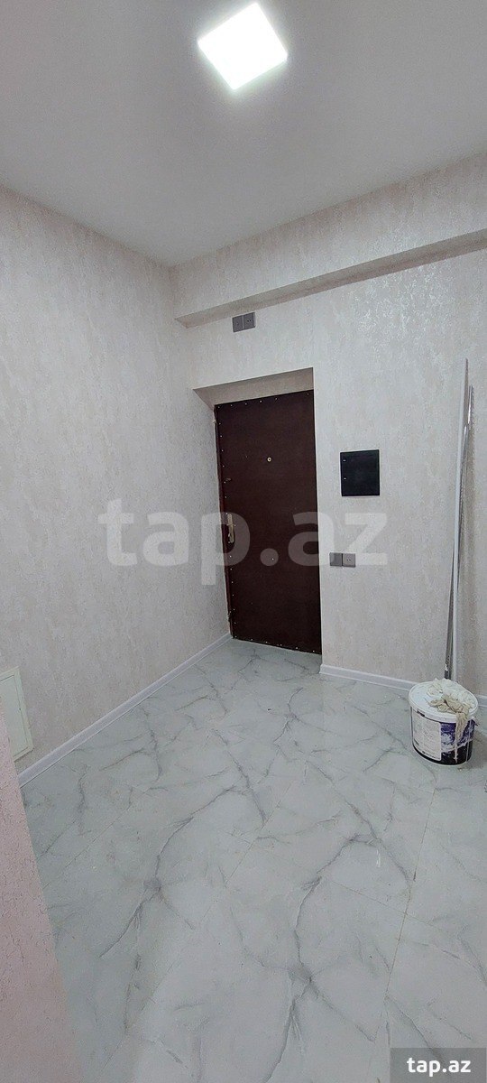 2 otaqlı mənzil satılır, Bakı