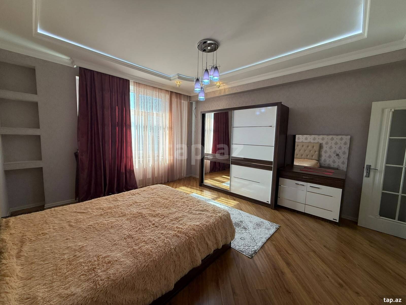 3-otaqlı yeni tikili, Babək pr., 130 m²