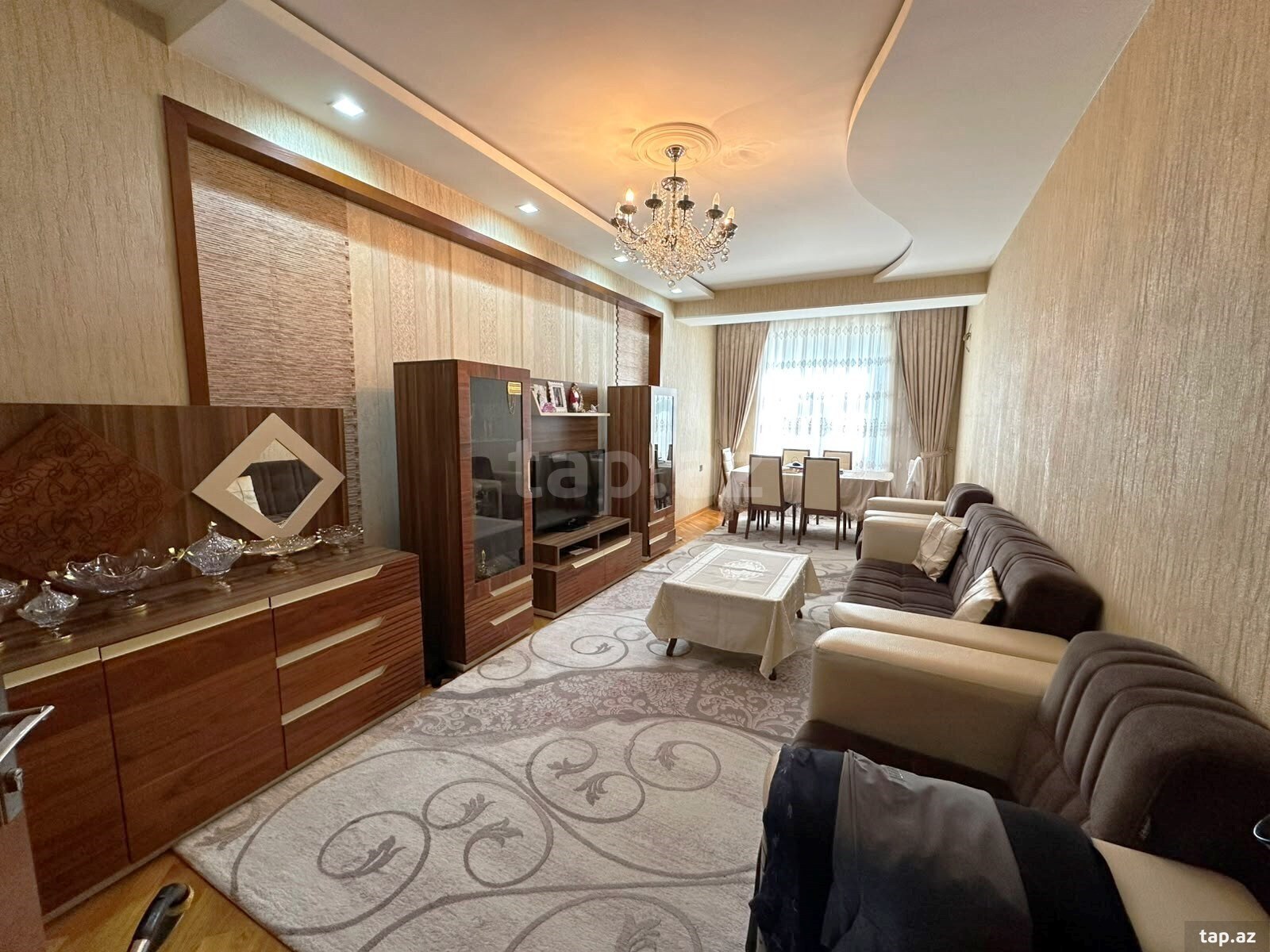 4-otaqlı yeni tikili, Mir Cəlal küç., 140 m²