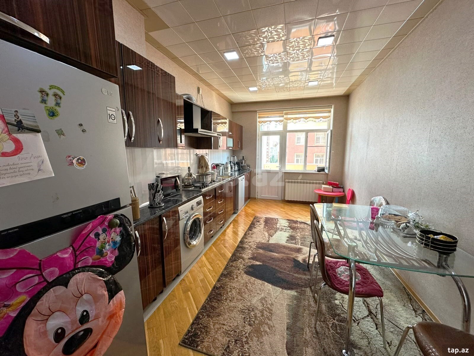 4-otaqlı yeni tikili, Mir Cəlal küç., 140 m²