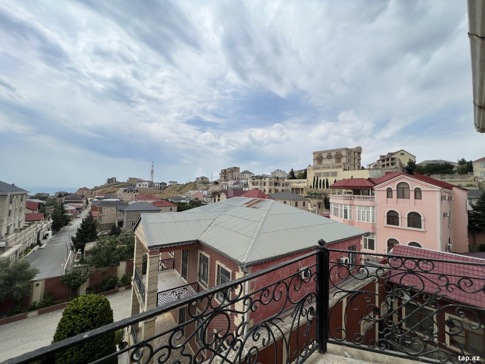 Villa kirayə verilir, Badamdar qəs.
