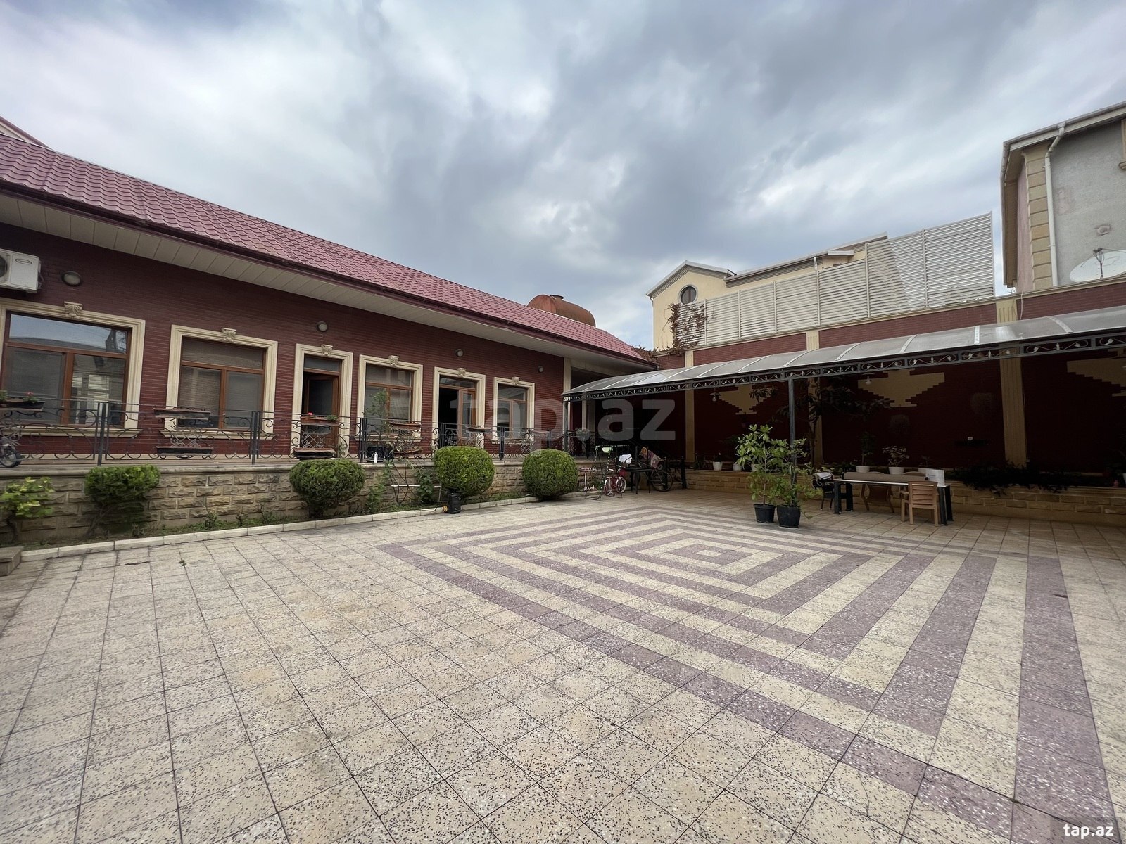Villa kirayə verilir, Badamdar qəs.