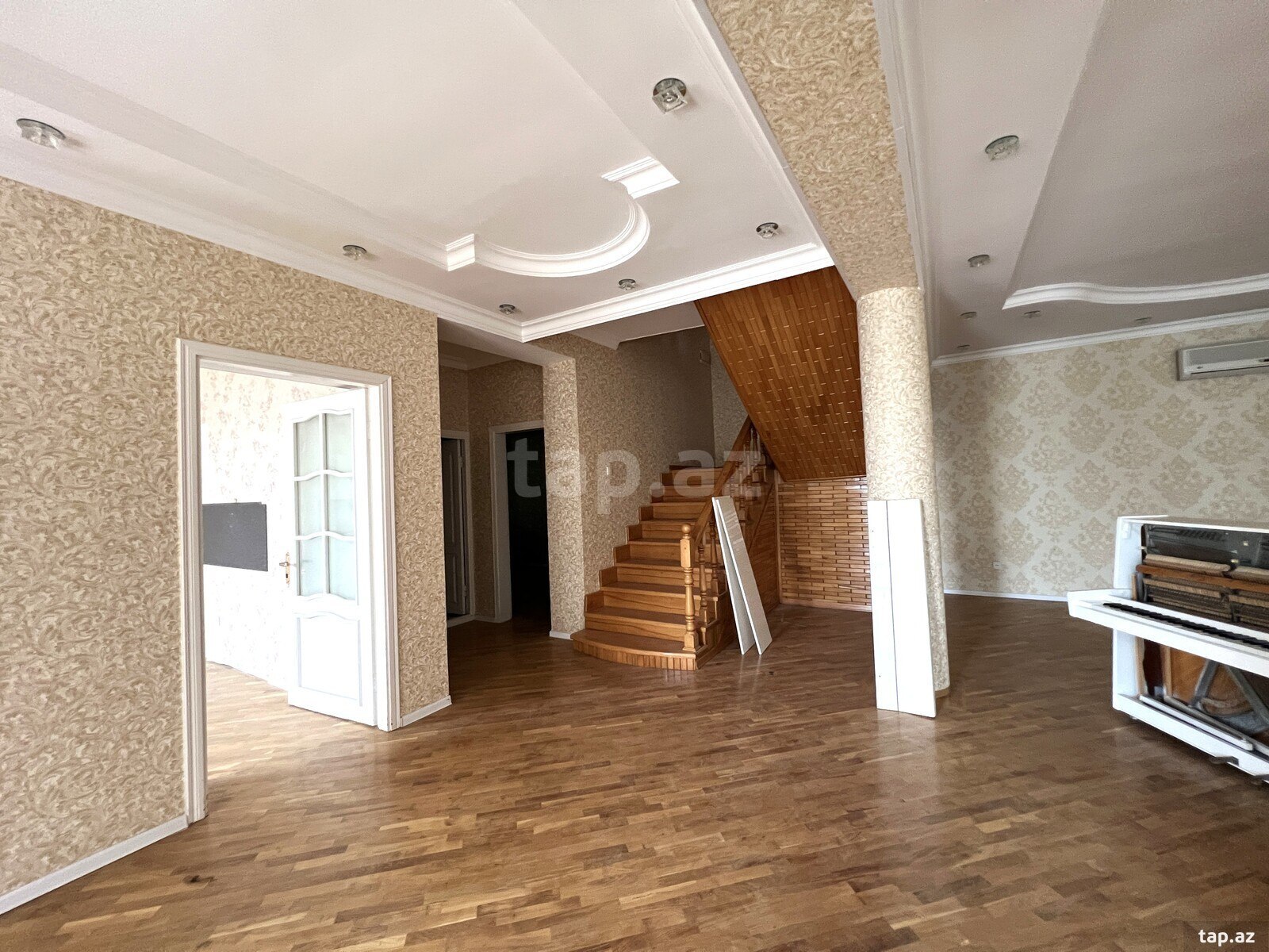 Villa kirayə verilir, Badamdar qəs.