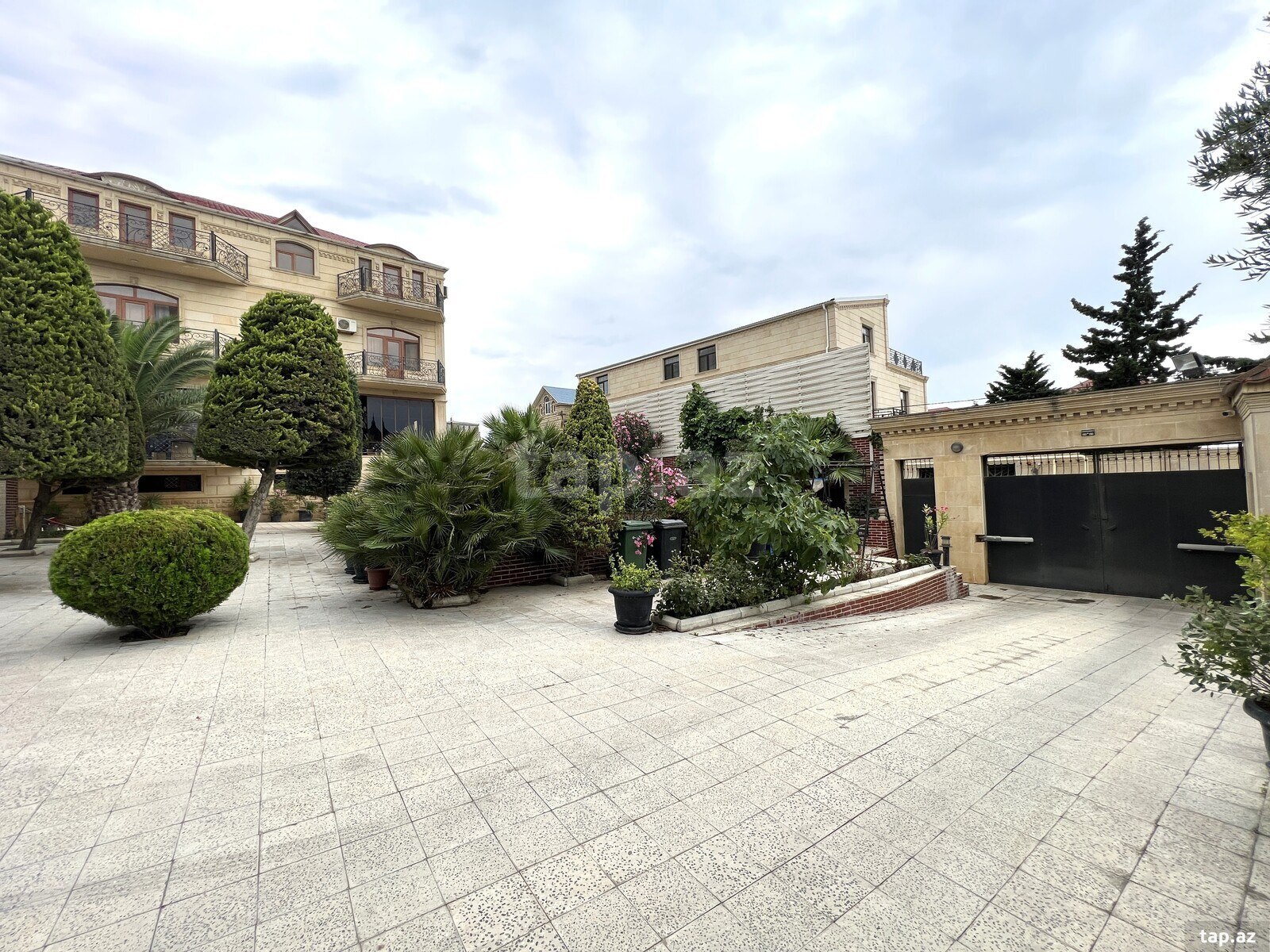 Villa kirayə verilir, Badamdar qəs.