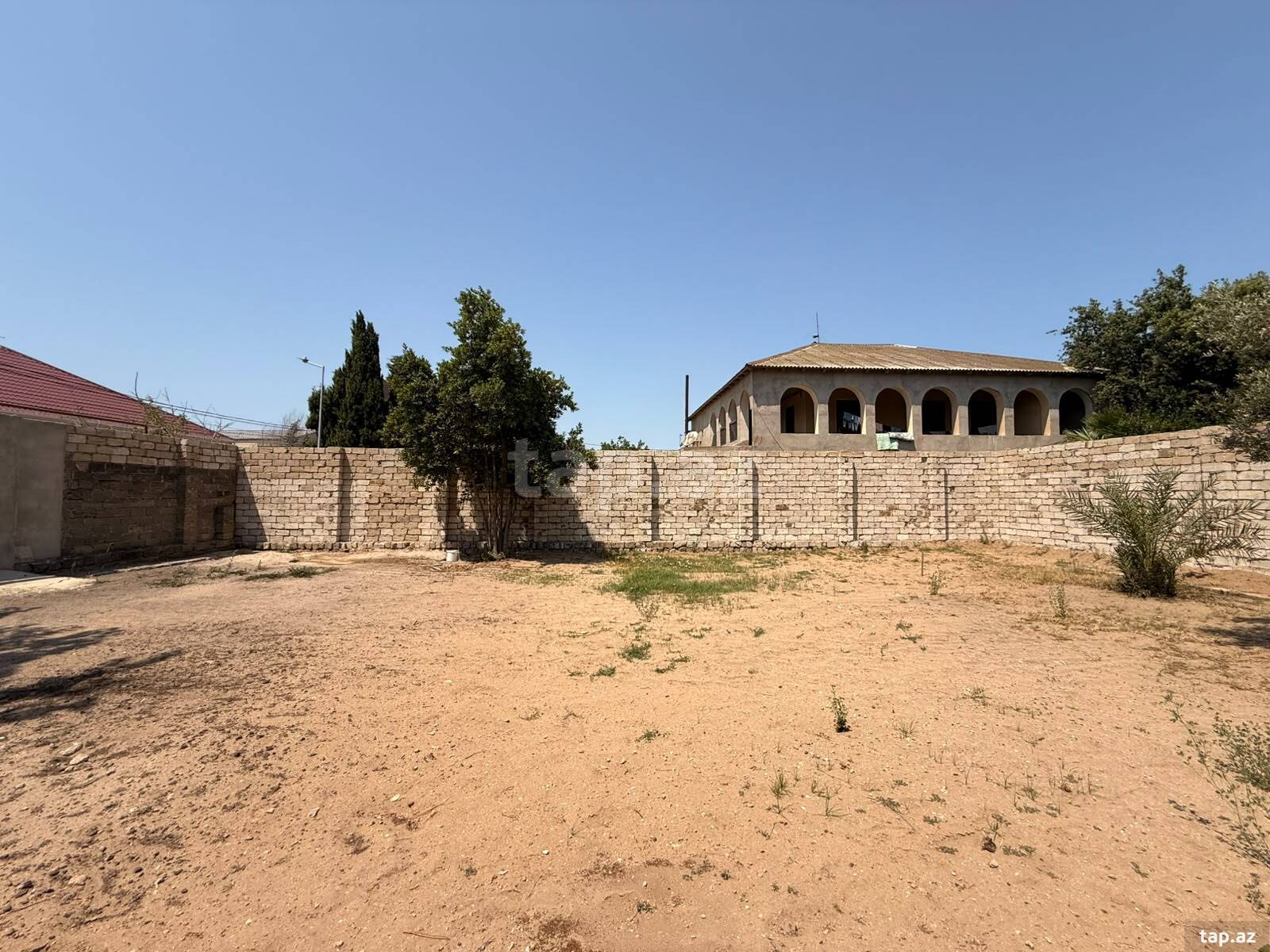 Land for sale, Baku