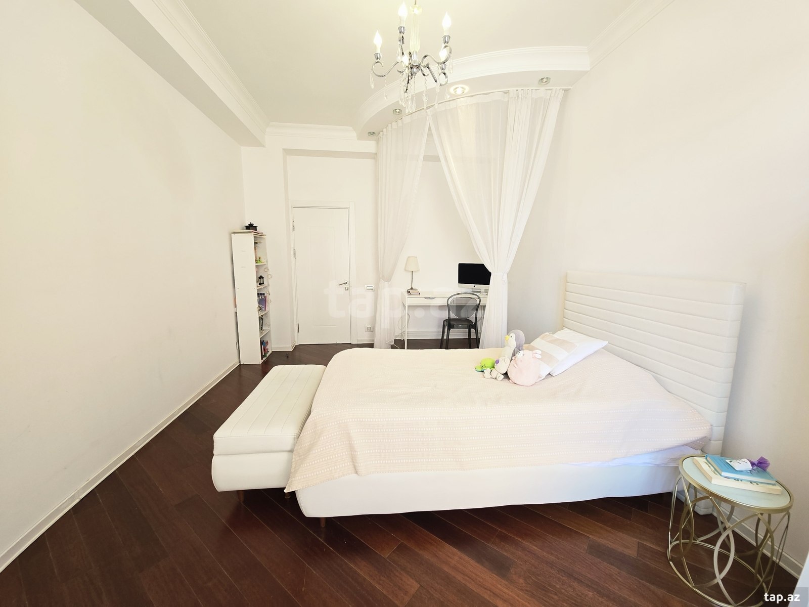 4-otaqlı yeni tikili, Xətai r., 141 m²
