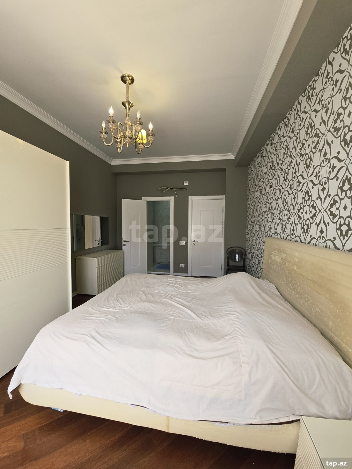 4-otaqlı yeni tikili, Xətai r., 141 m²