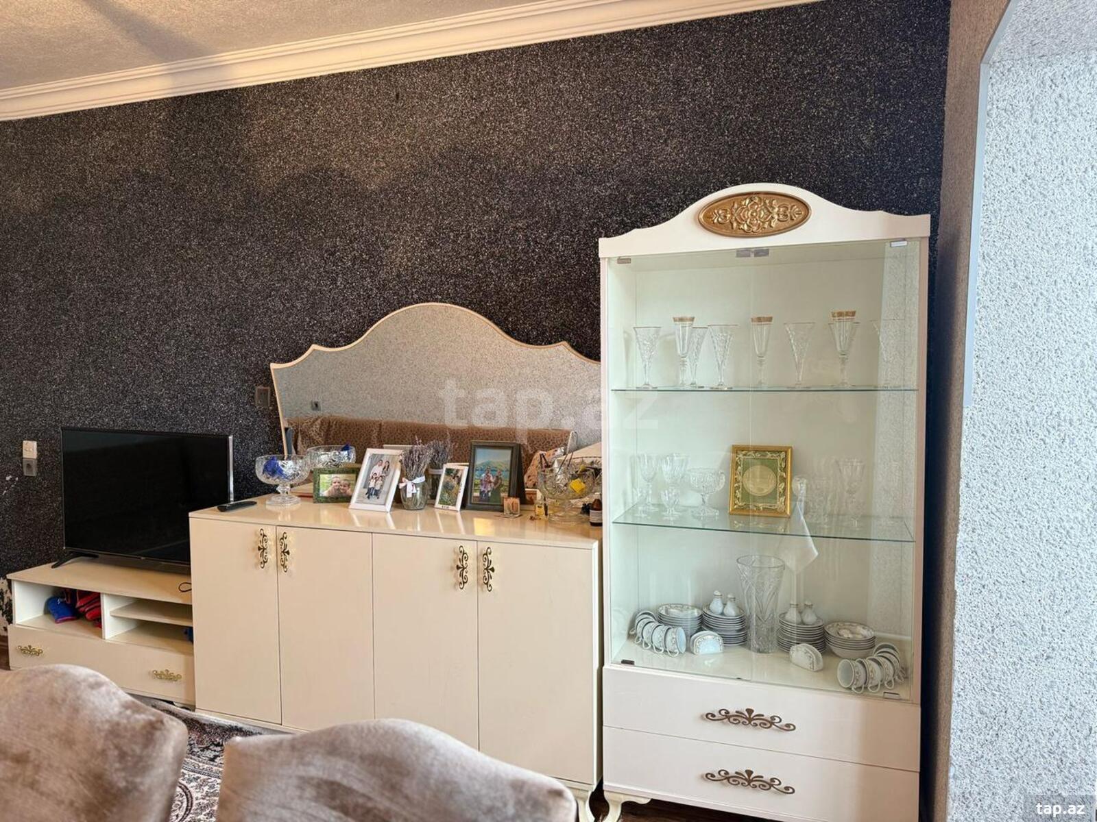 2-otaqlı mənzil, Əhmədli m., 60 m²