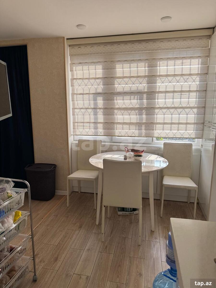 3-otaqlı mənzil, İnşaatçılar m., 70 m²