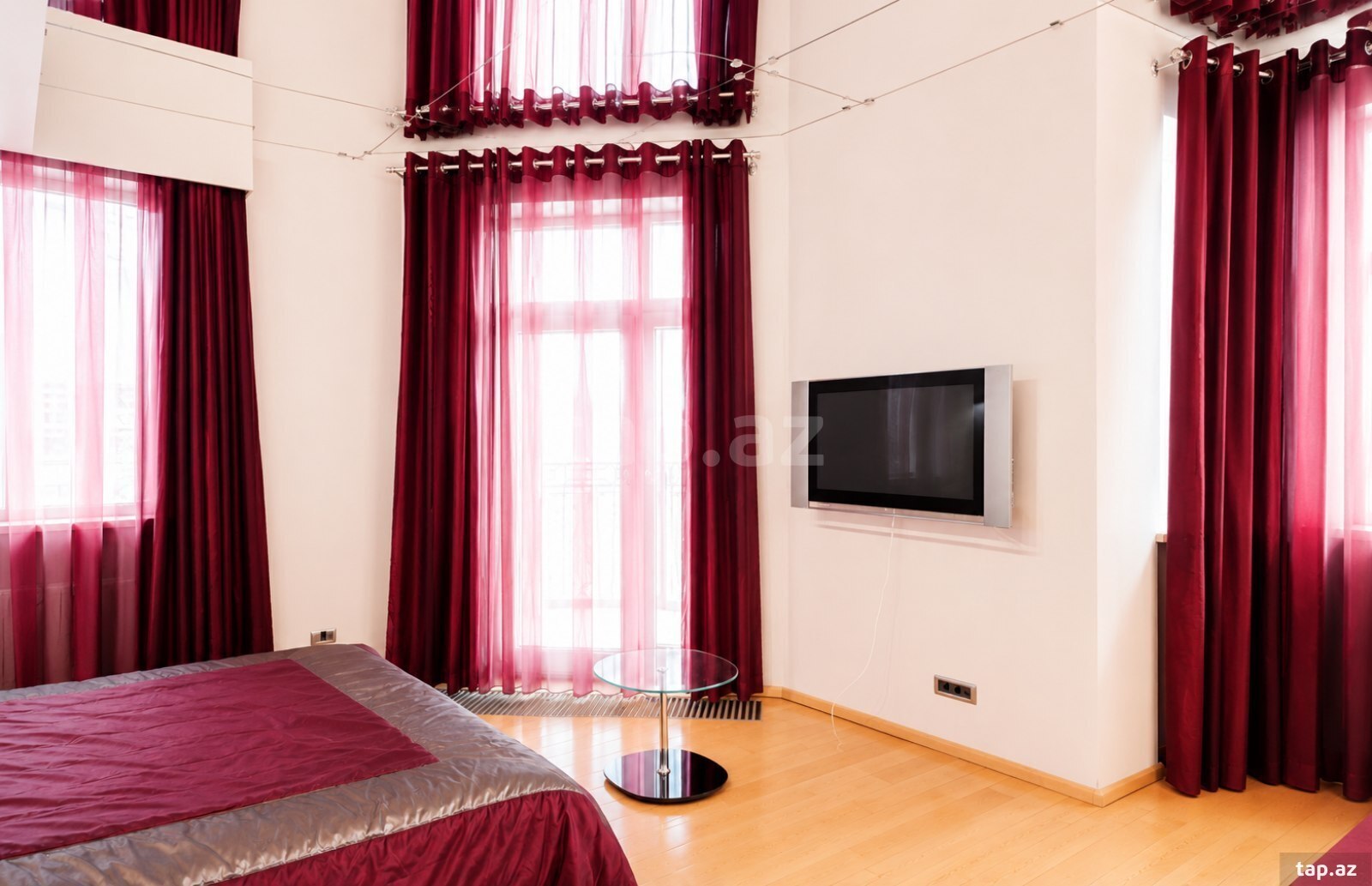 3-otaqlı yeni tikili, 28 May m., 140 m²