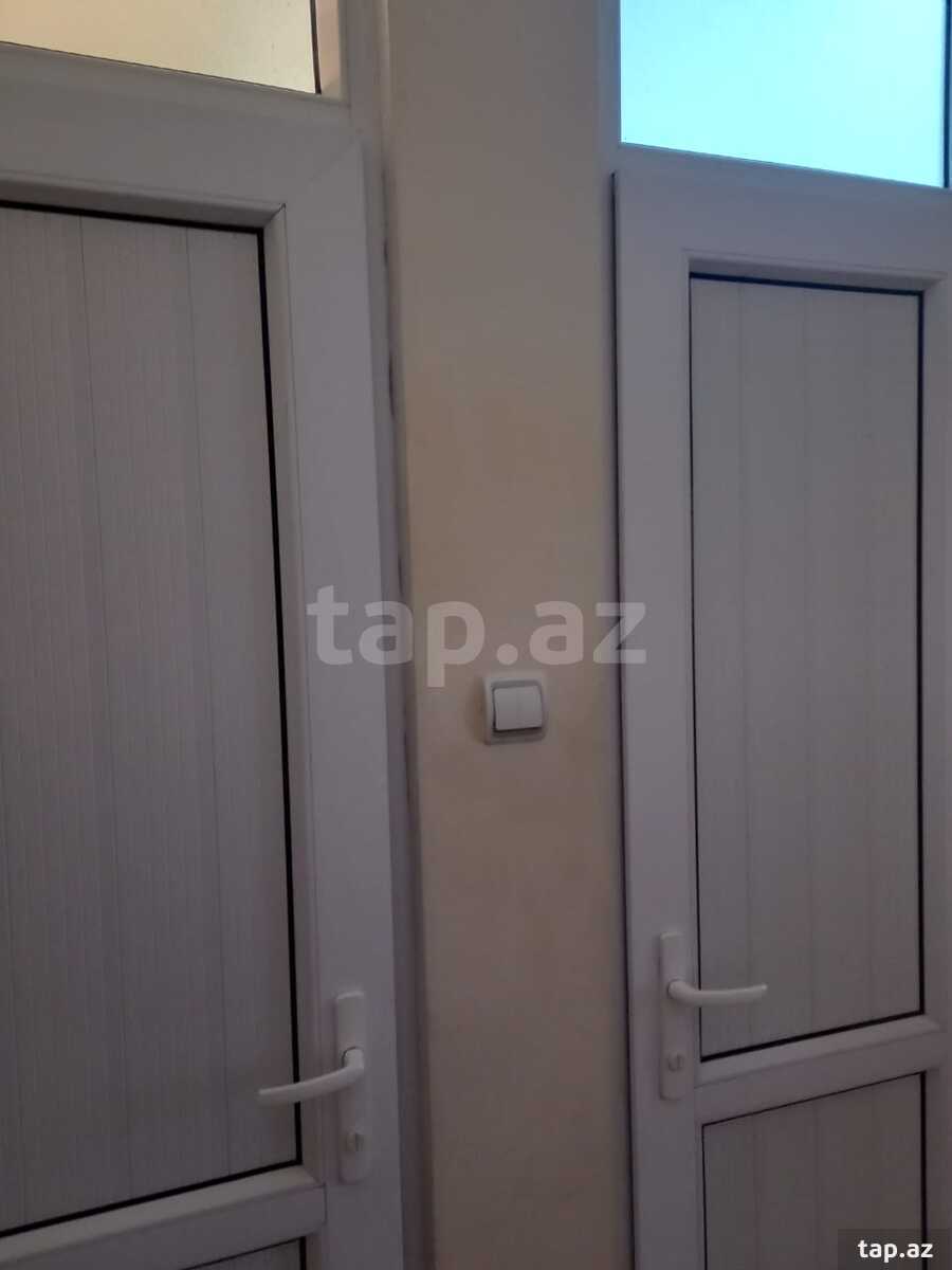 4-otaqlı mənzil, Şəki ş., 105 m²