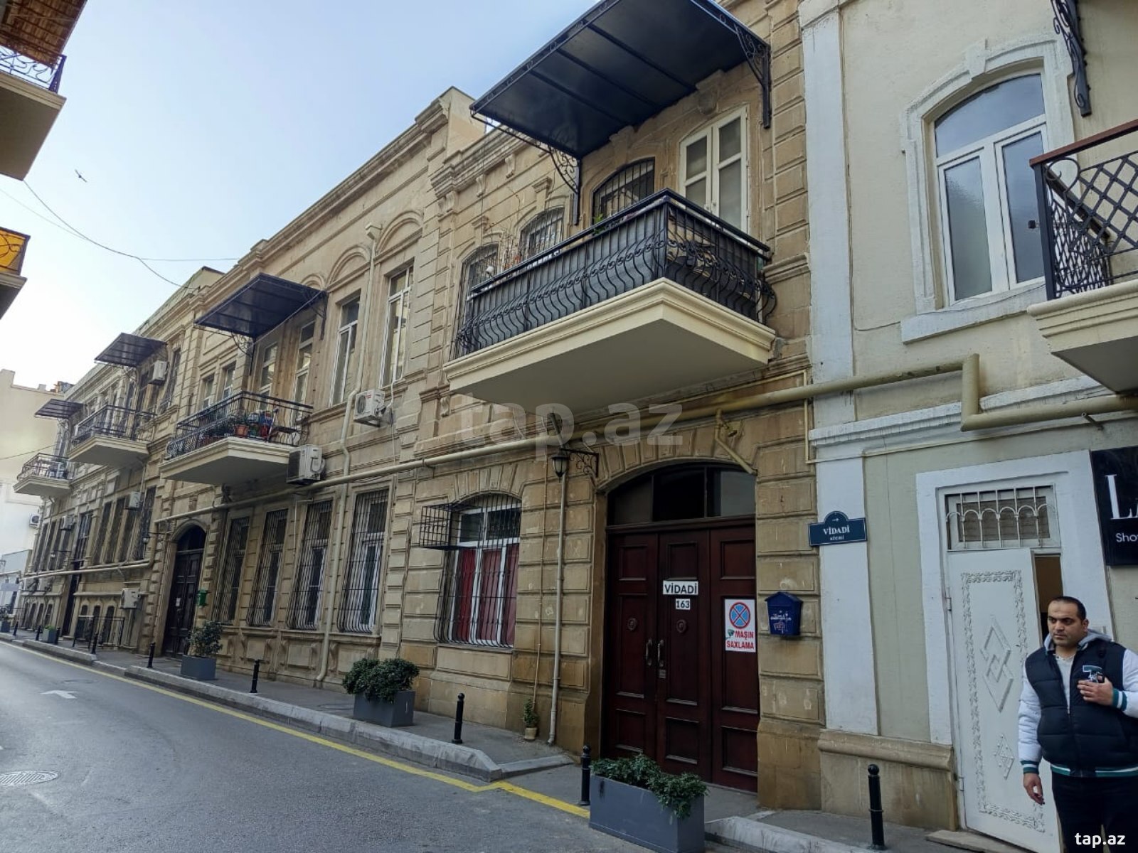 4-otaqlı mənzil, Sahil m., 70 m²