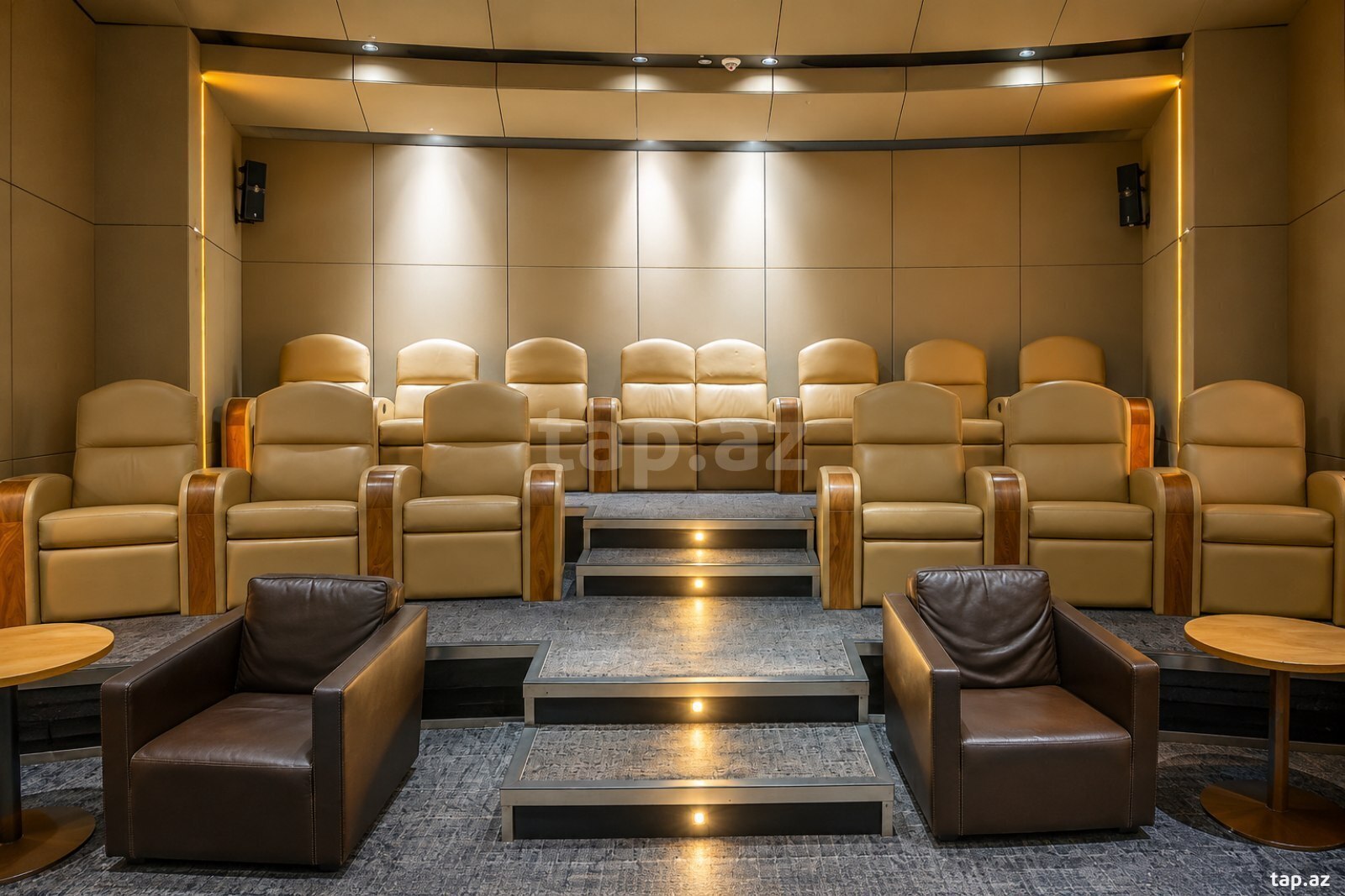 9-otaqlı yeni tikili, Neftçilər pr., 1050 m²