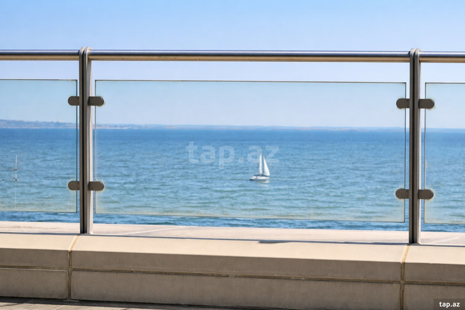 9-otaqlı yeni tikili, Neftçilər pr., 1050 m²