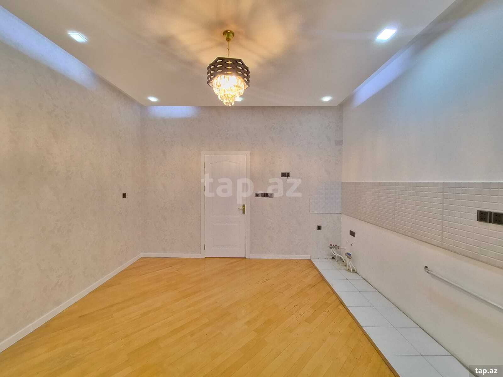 3-otaqlı yeni tikili, Z.Xəlilov küç., 135 m²