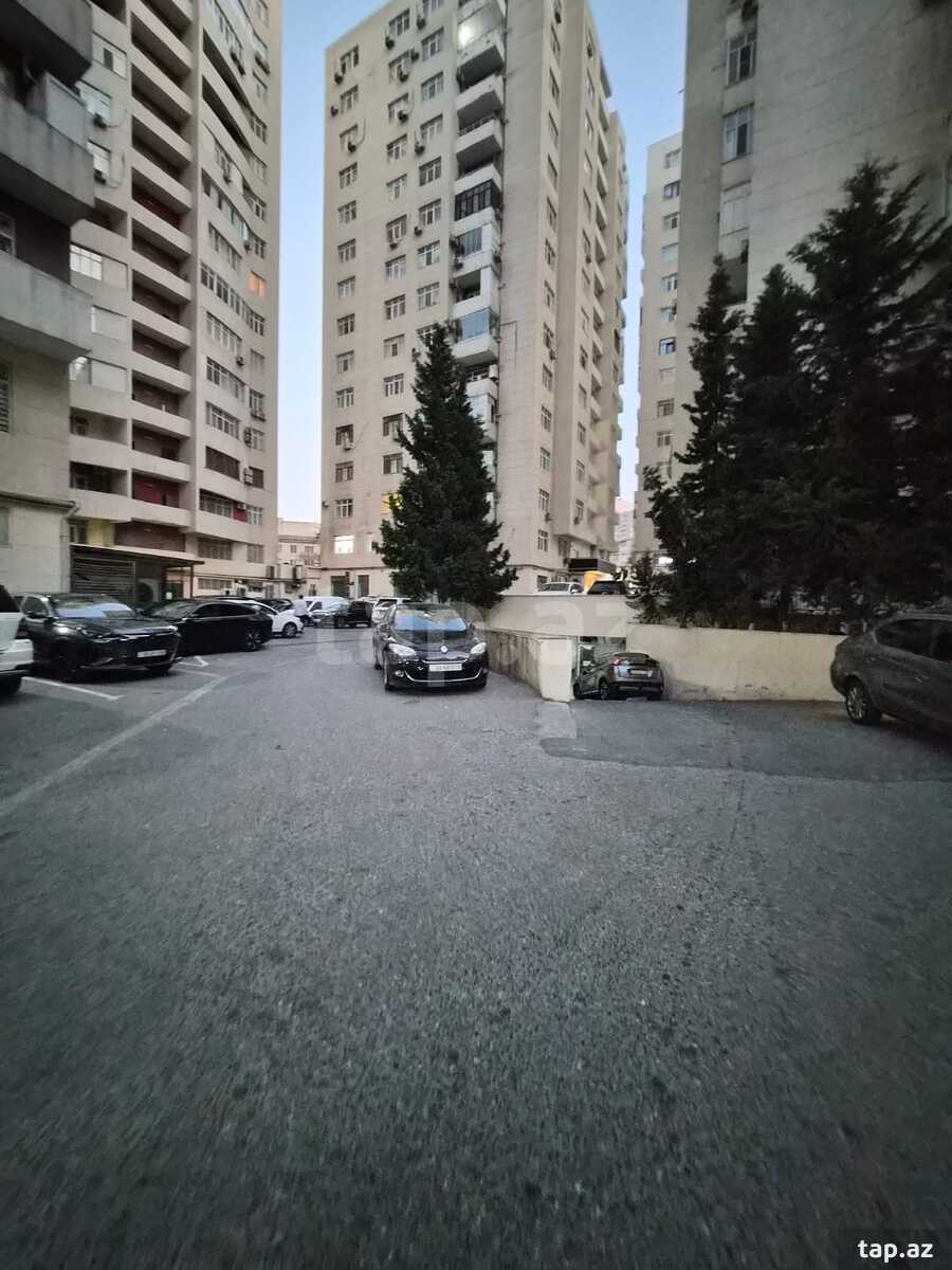 3-otaqlı yeni tikili, Z.Xəlilov küç., 135 m²