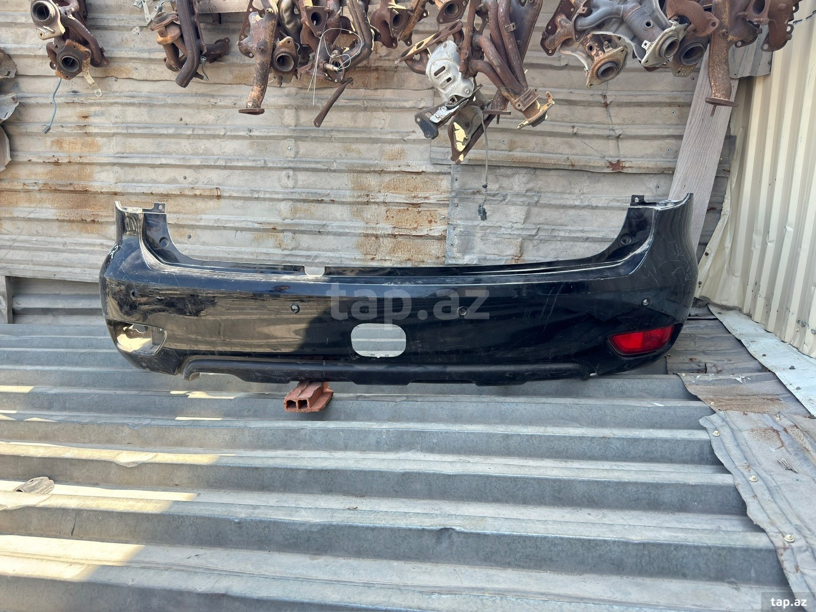 Nissan Patrol arxa buferi 2013