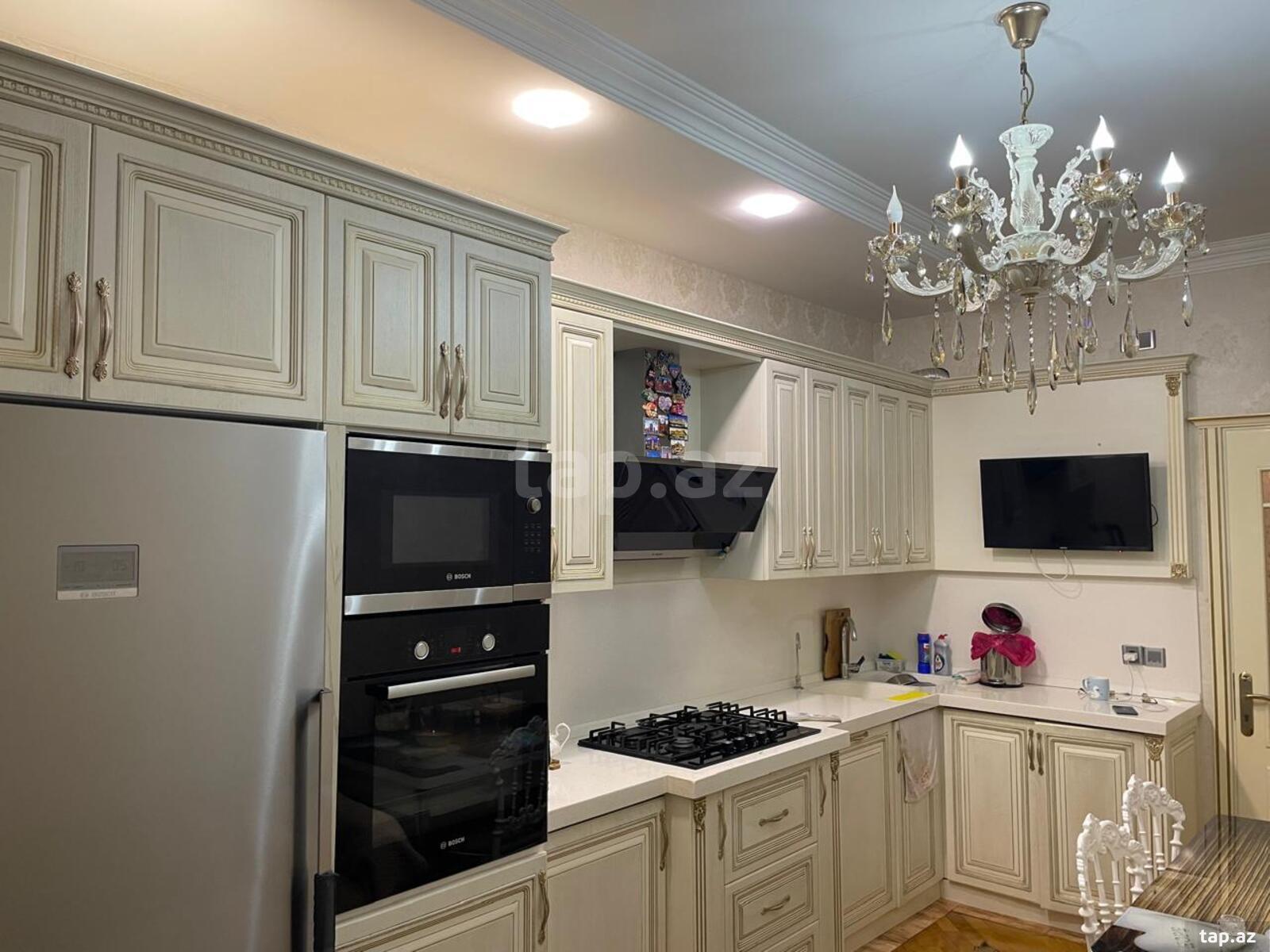 3-otaqlı yeni tikili, Əhmədli m., 107 m²